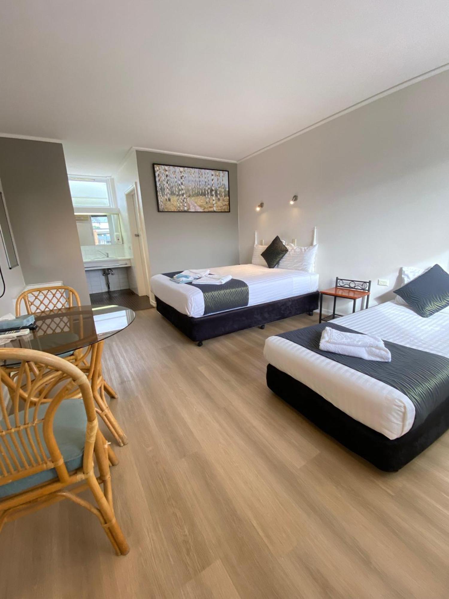 Budget Twin Room