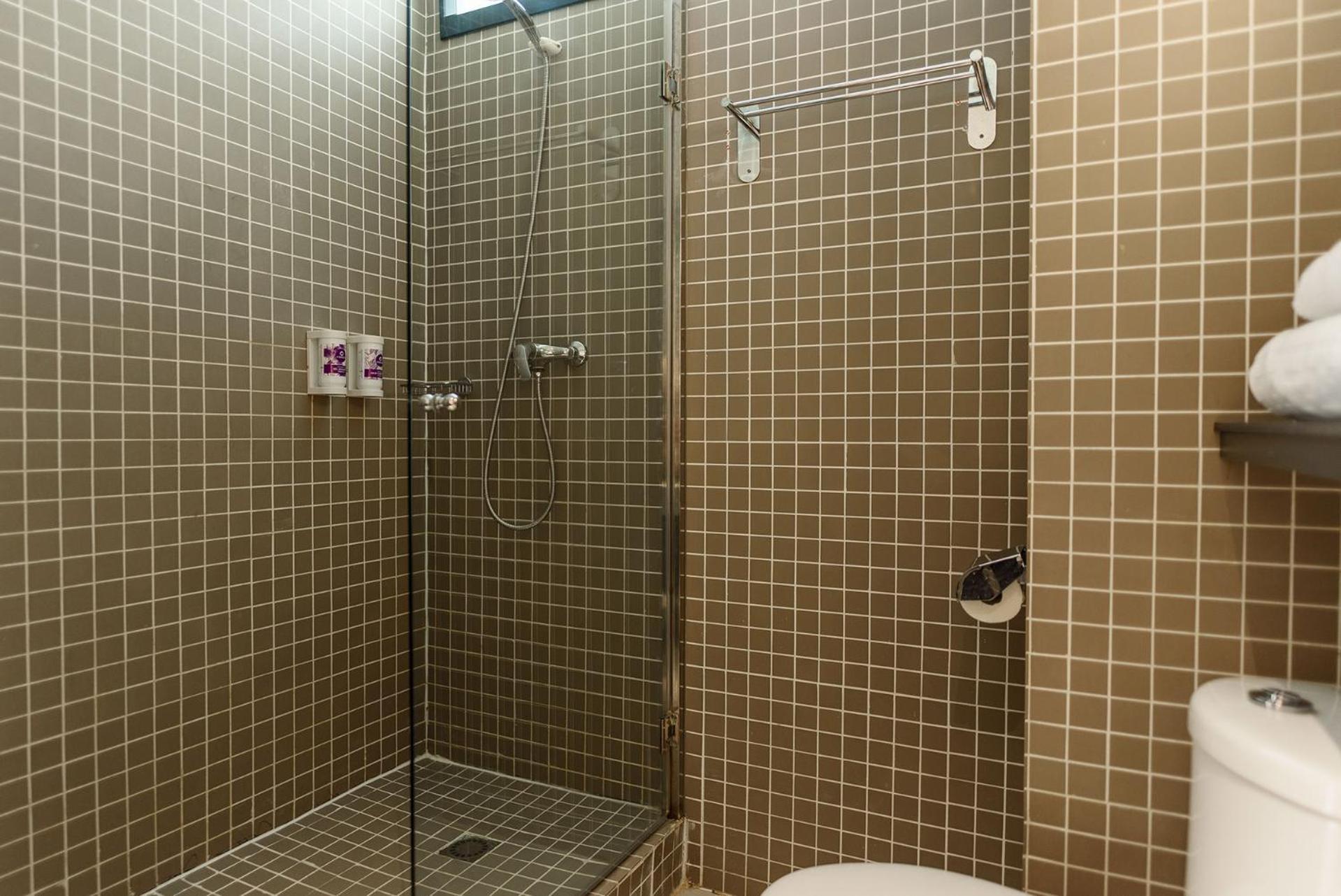 Standard Single Room,1604771297:JPEG