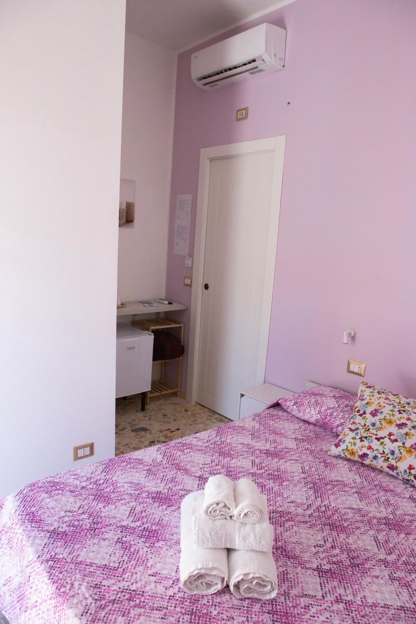 Standard Double Room,1593882066:JPEG