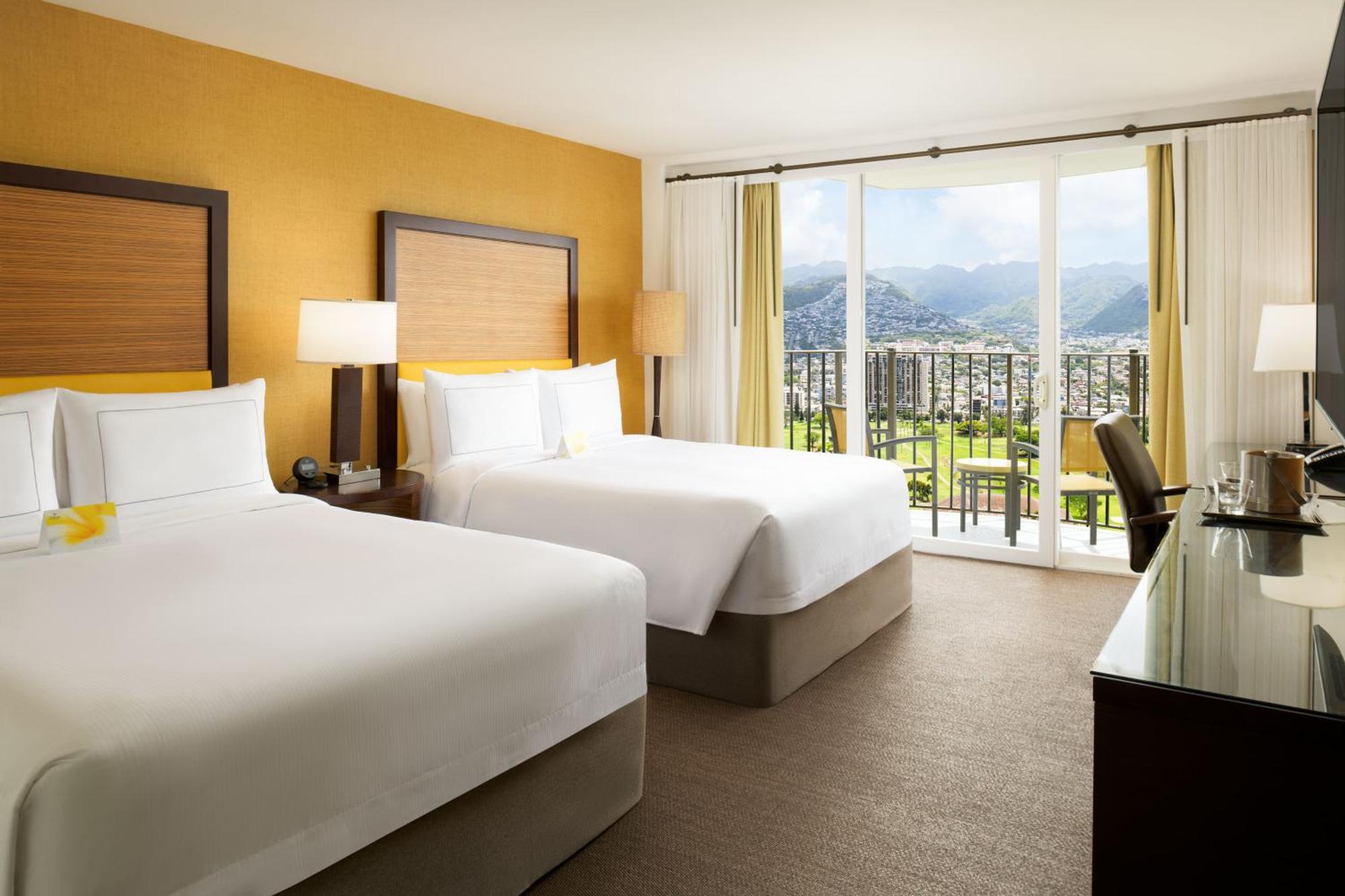 Premium Queen Room Two Queen Beds Mountain View,1605374384:JPEG