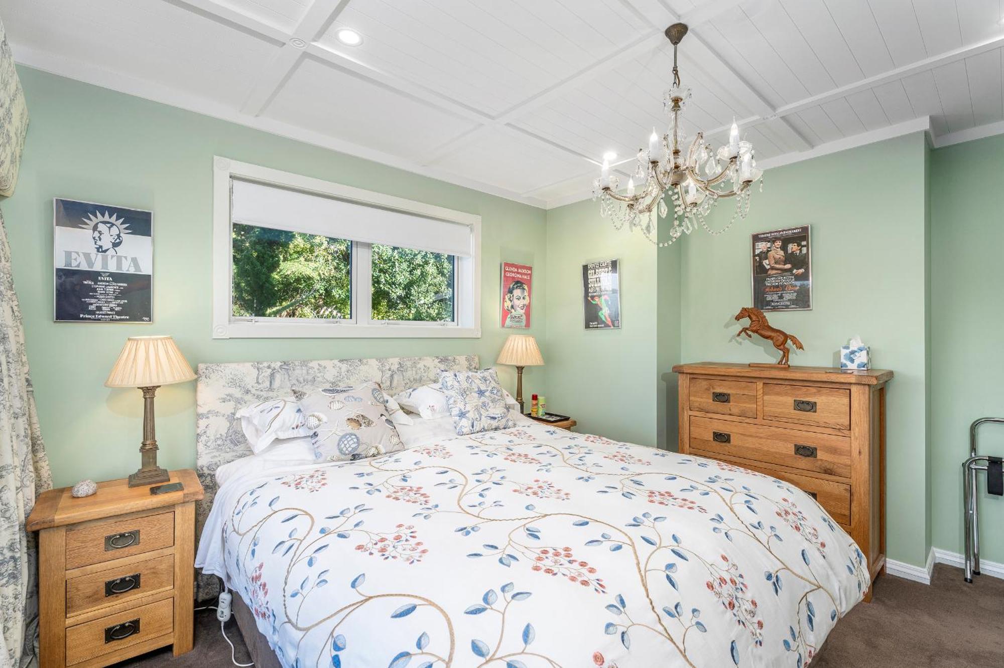 King Suite Ocean View