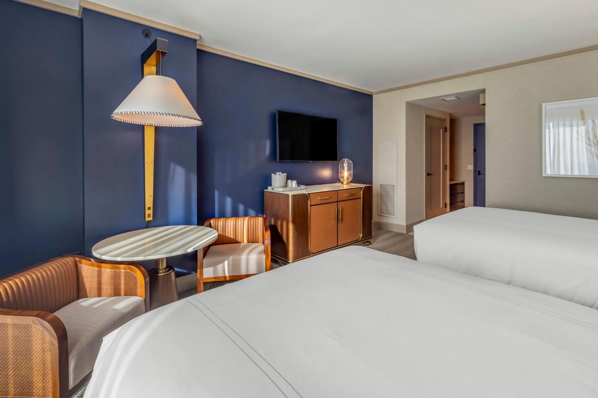 Deluxe Room 2 Queen Beds