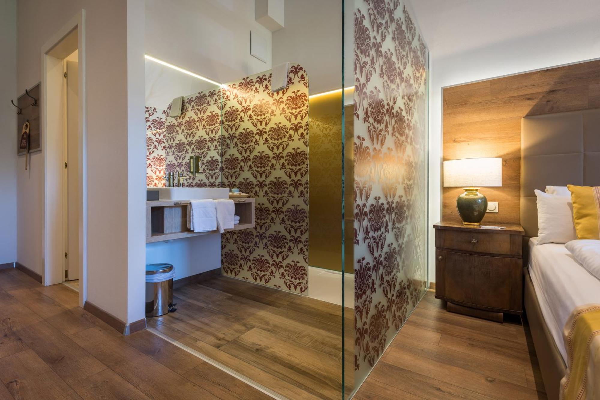 Superior Double Room,1606545105:JPEG