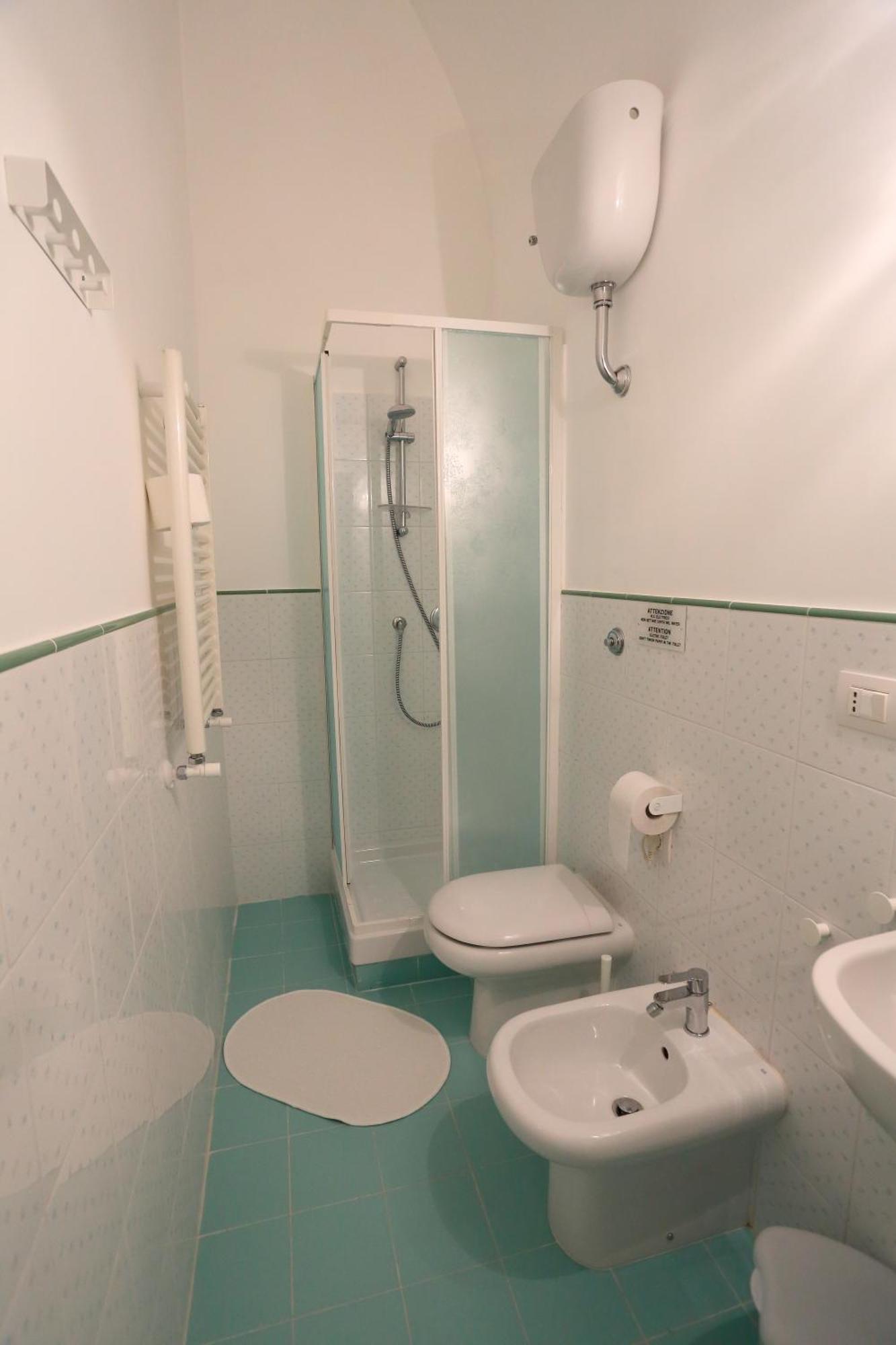 Double Room Private Bathroom