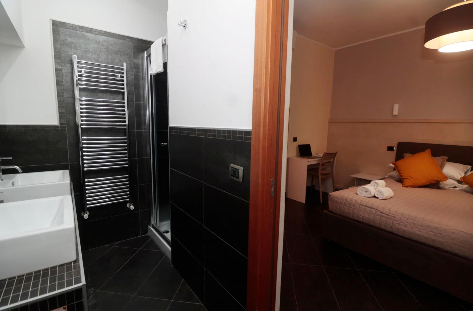 Triple Room Private Bathroom
