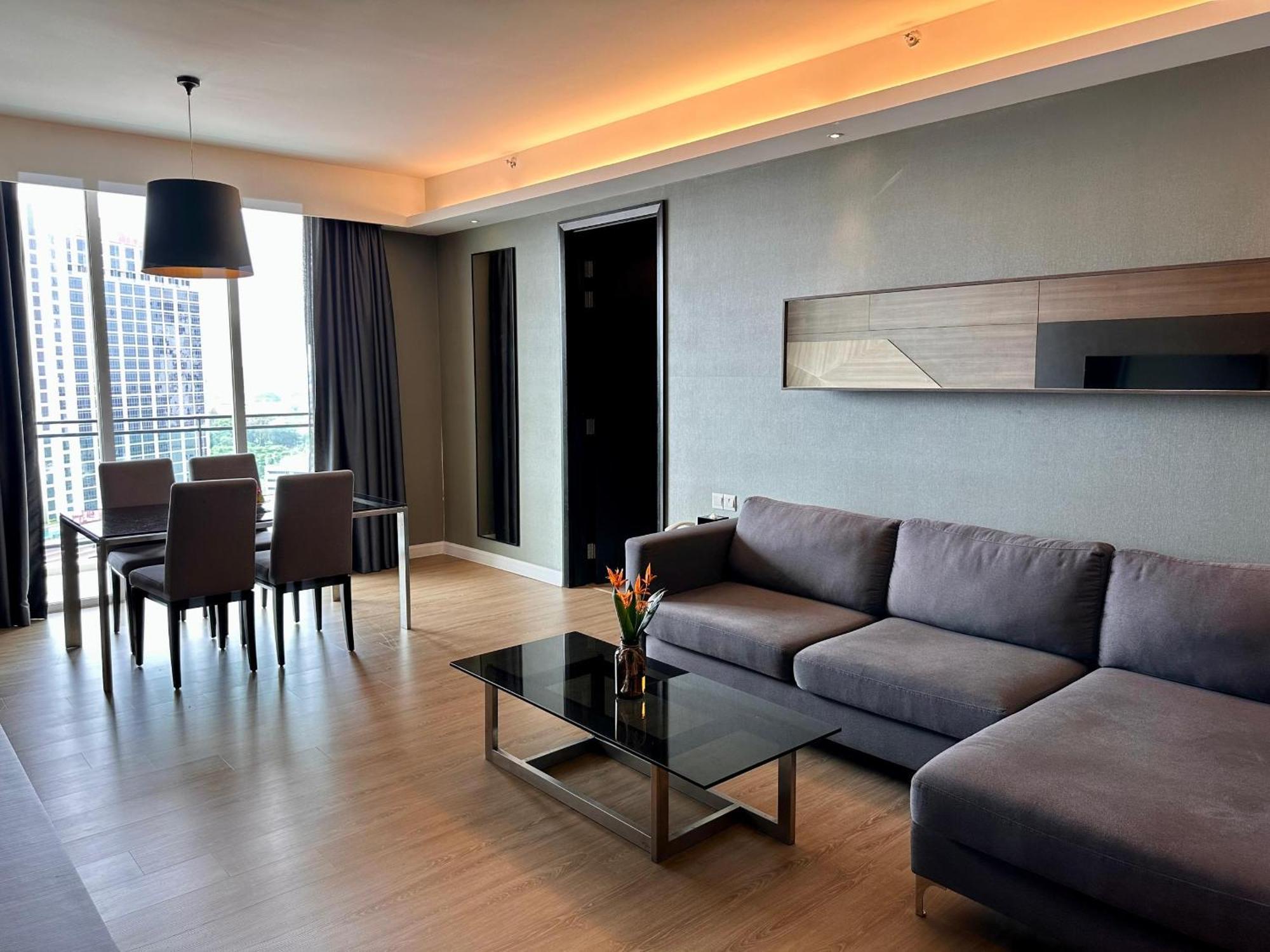 Executive Suite