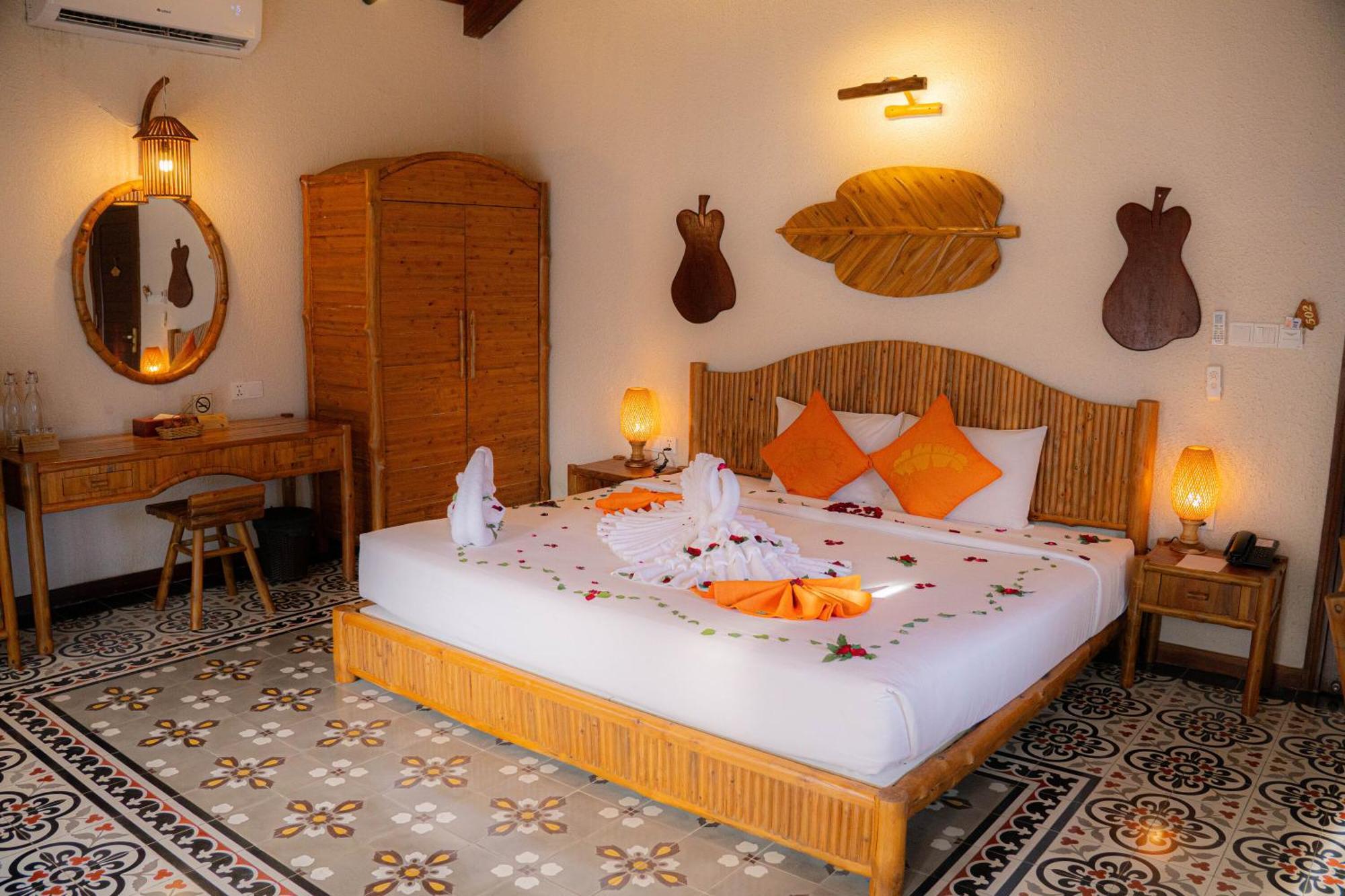 Superior Deluxe Double or Twin Room
