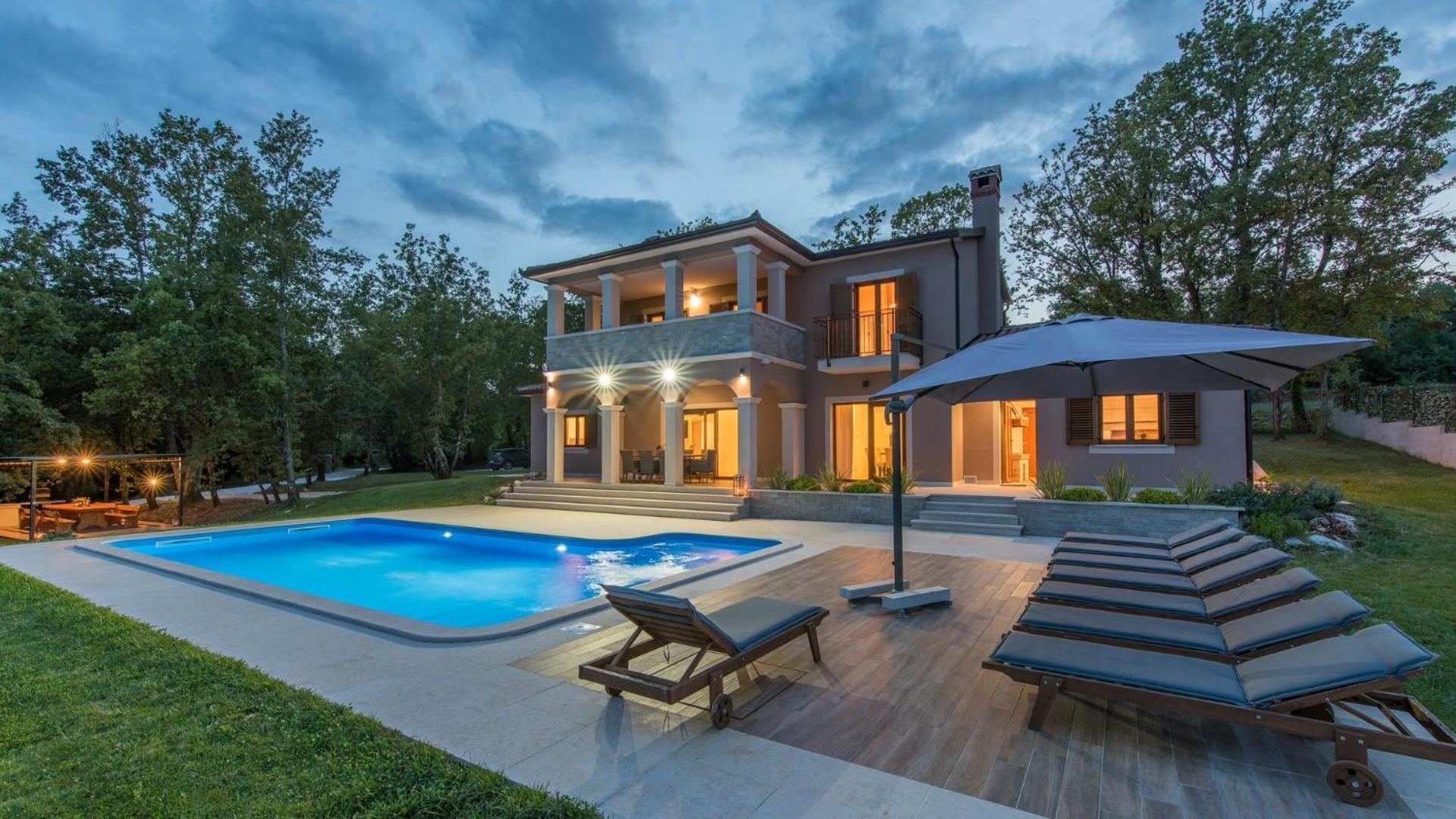 Villa mit privatem Pool