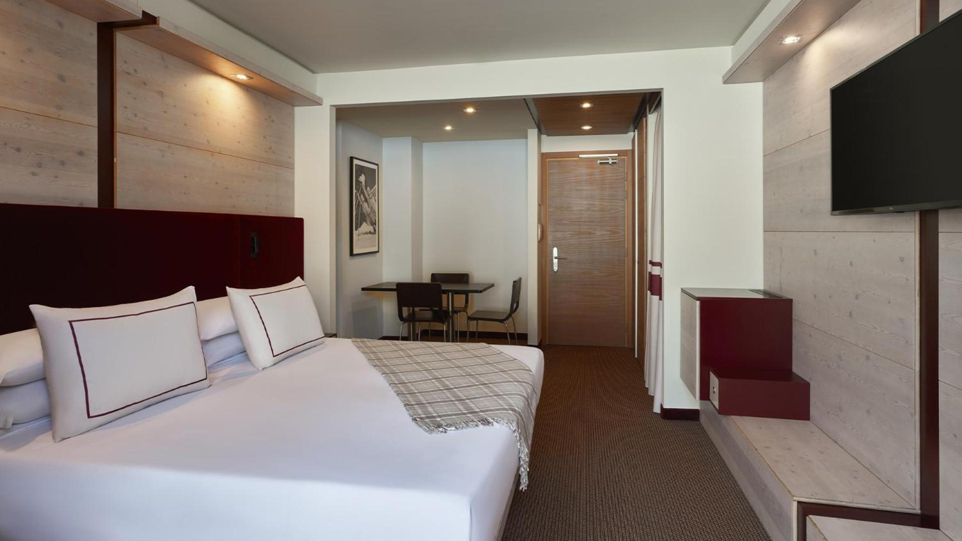 Junior Suite,1609322159:JPEG
