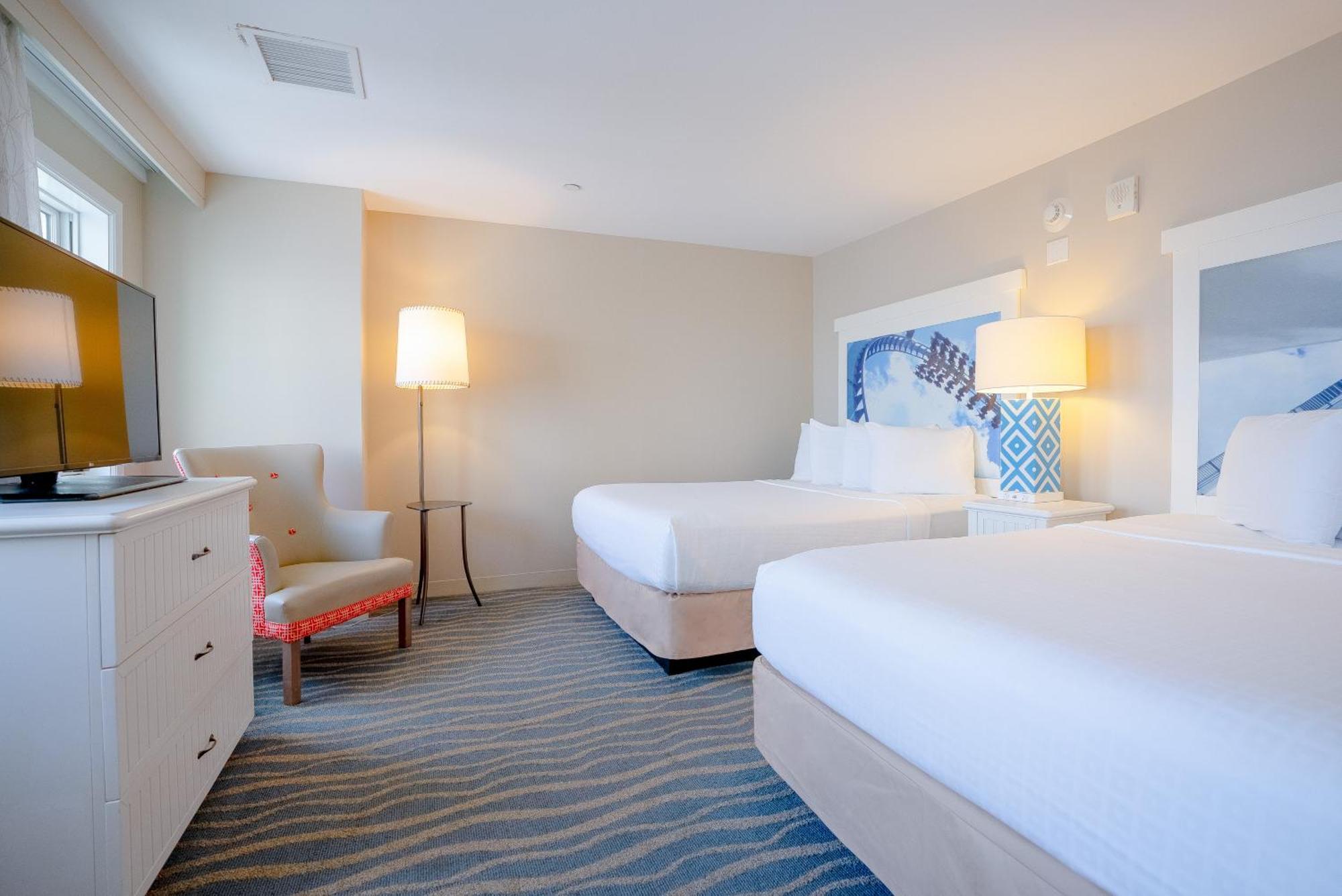 Deluxe Queen Room with Two Queen Beds