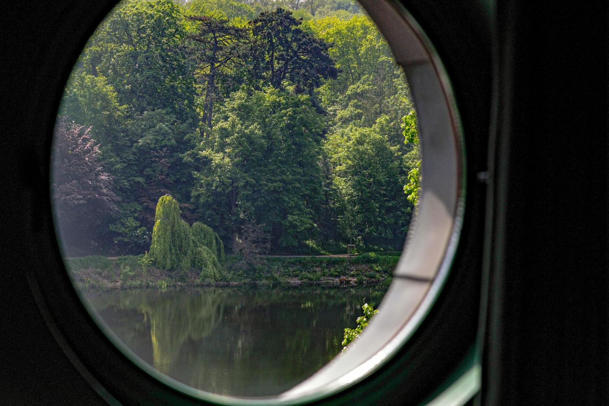 Camera Romantic