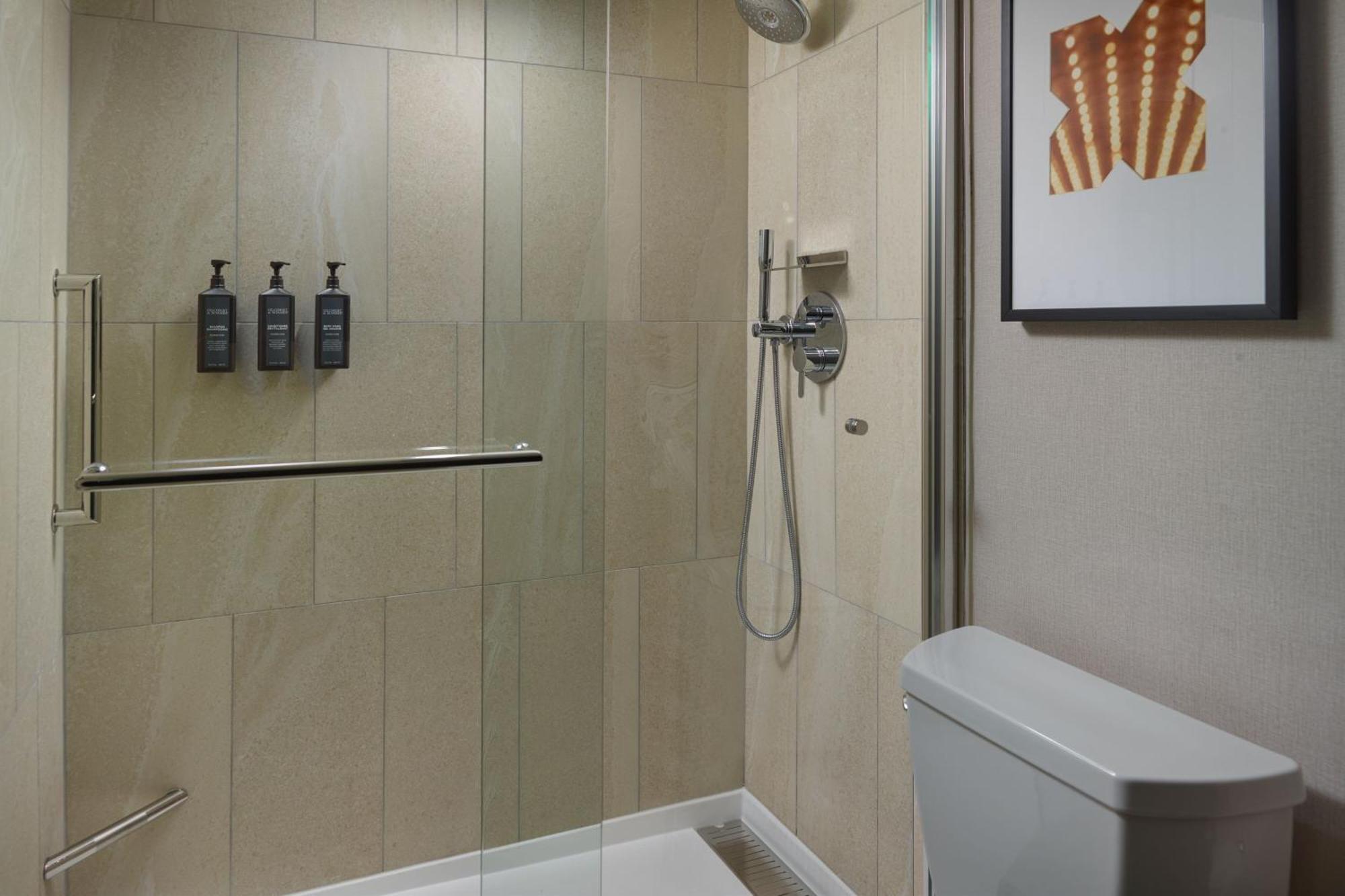 Executive Suite, 1 King
