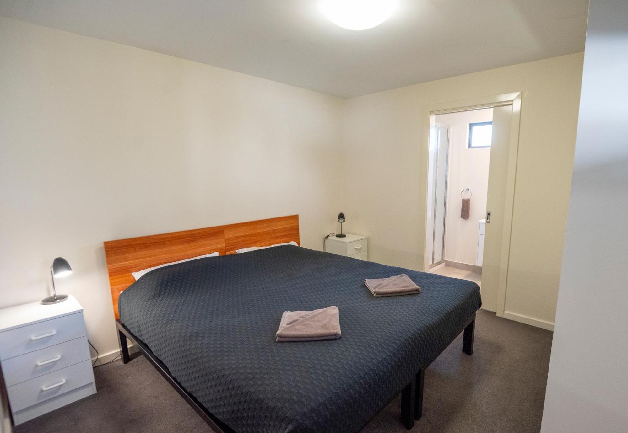 Double Room Private Bathroom