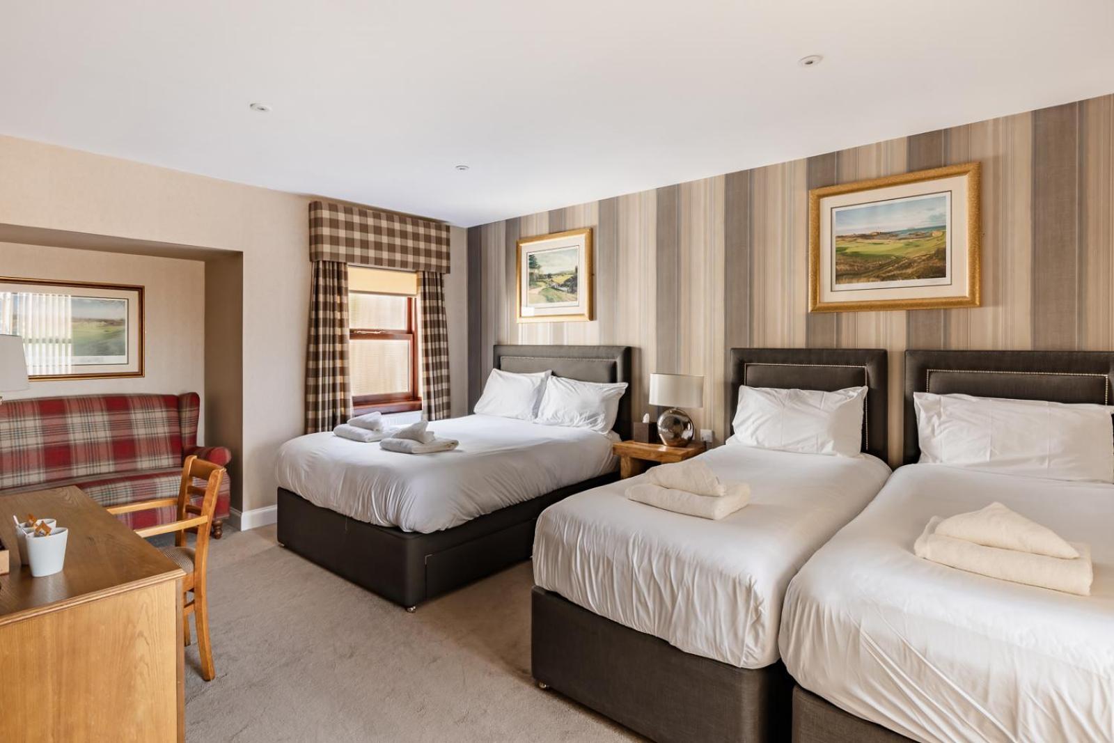 Deluxe Quadruple Room