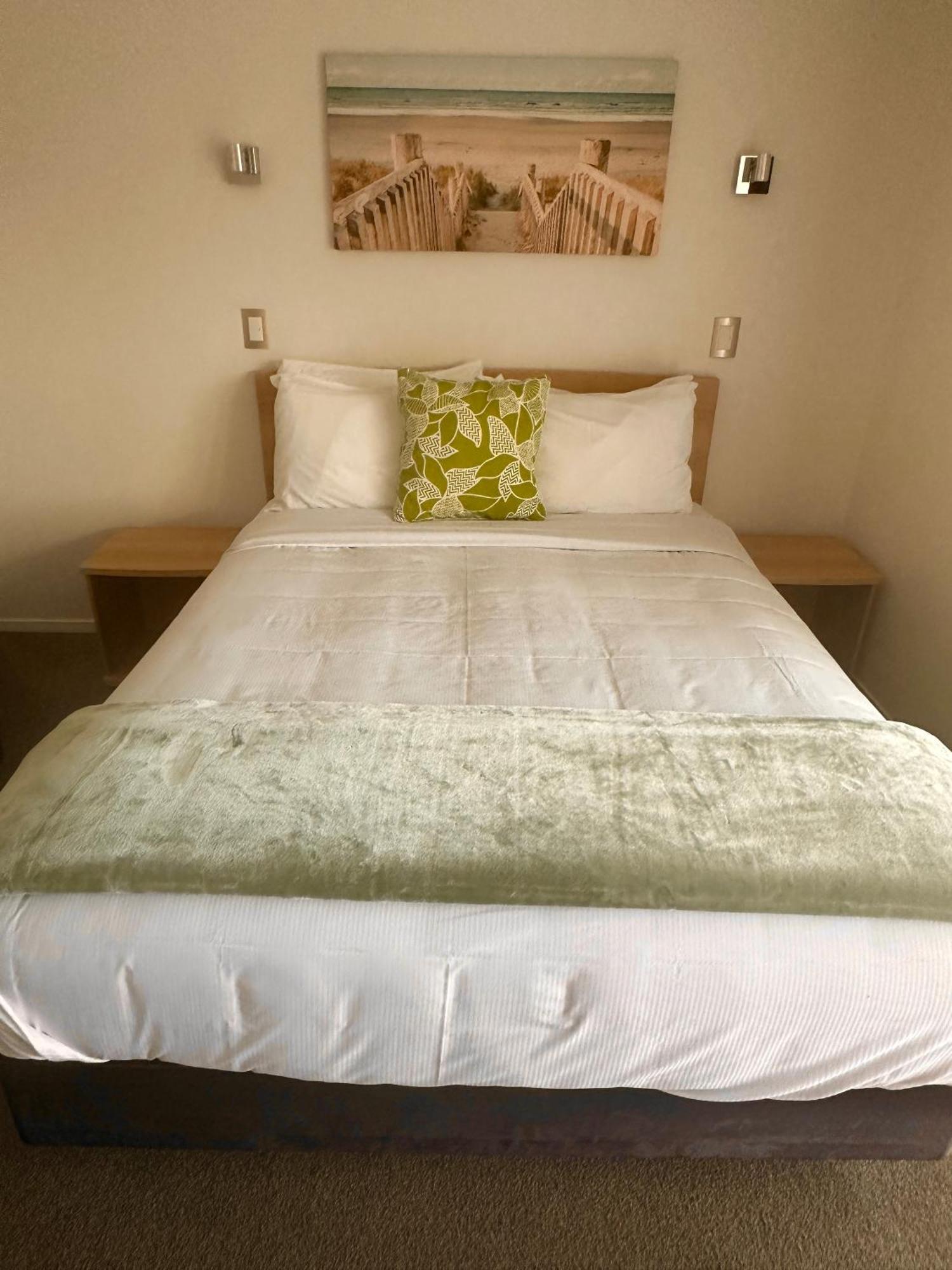 Small Studio Queen Bed