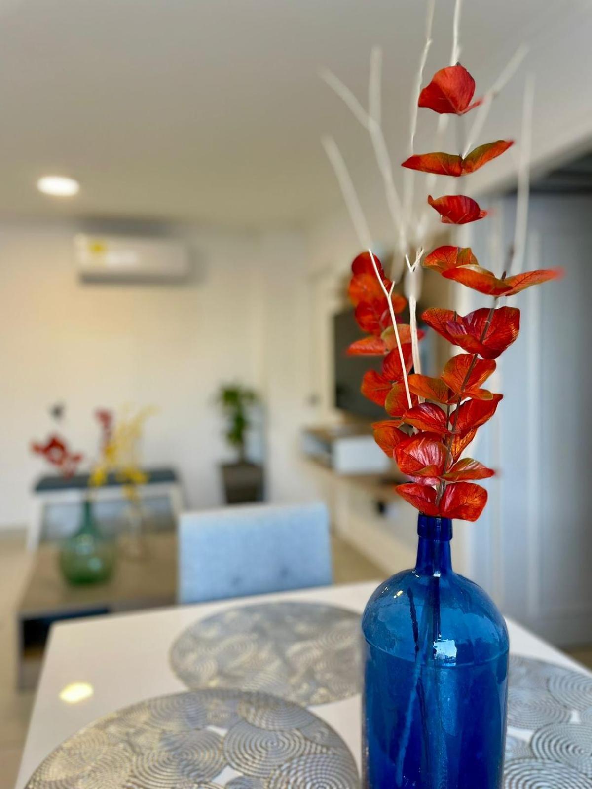 Apartamento de 2 dormitorios con balcón