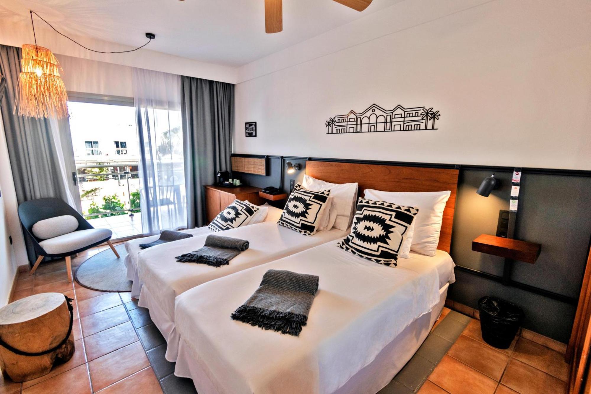 Standard Twin Room,1612966103:JPEG