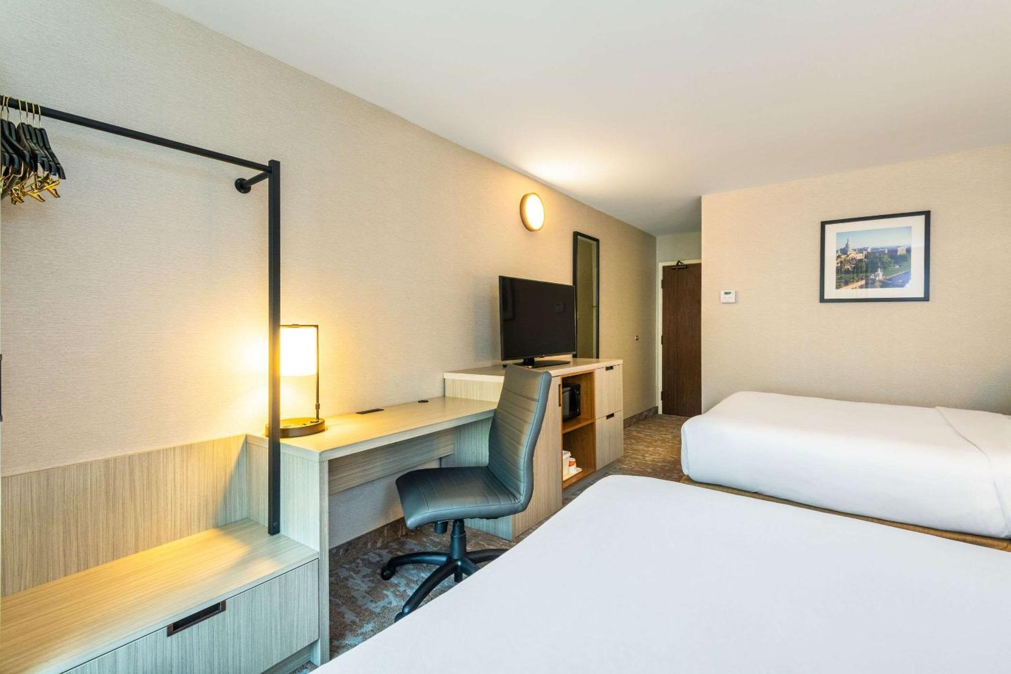 Double Room Two Double Beds Upper Floor,1613665409:JPEG