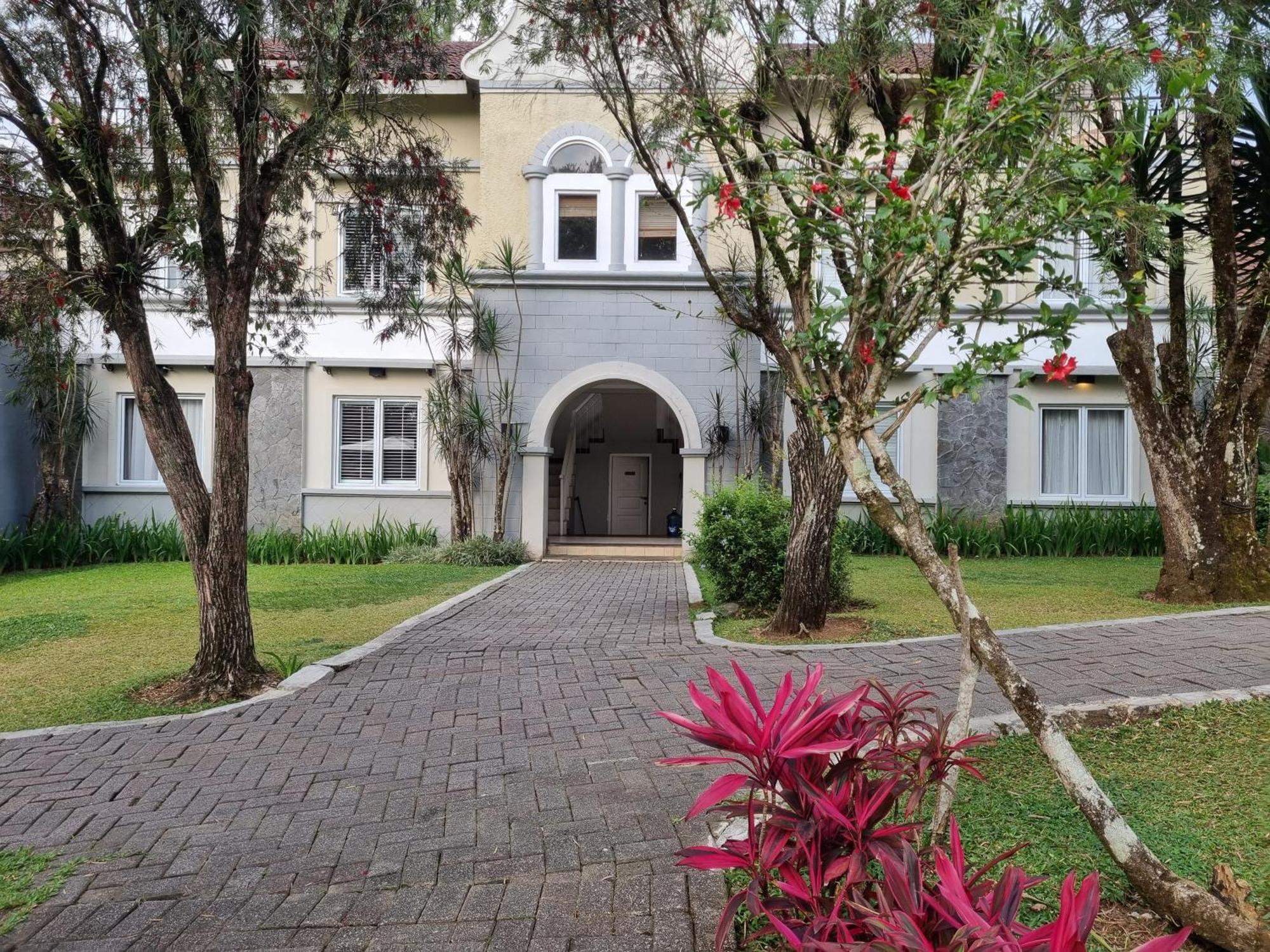 Two-Bedroom Superior Villa