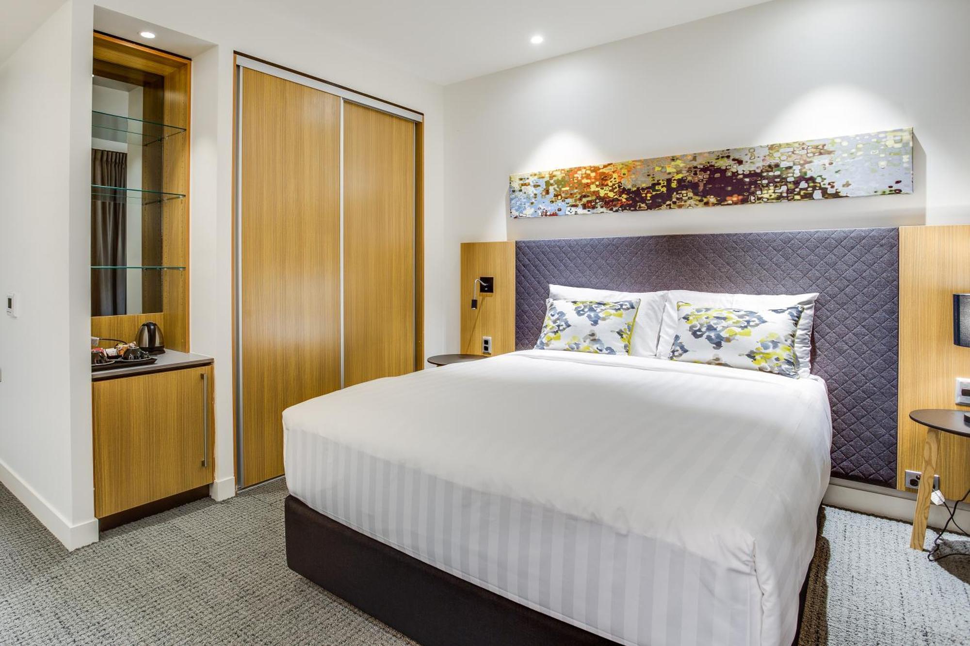 Accessible King Room