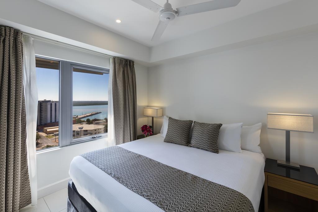 Two-Bedroom Apartment with Harbour View