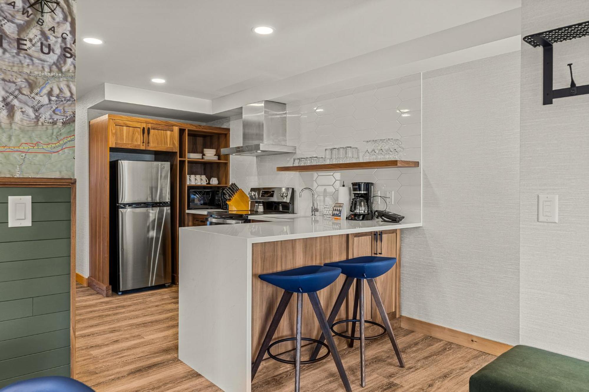 Three-Bedroom Apartment,1616977954:JPEG