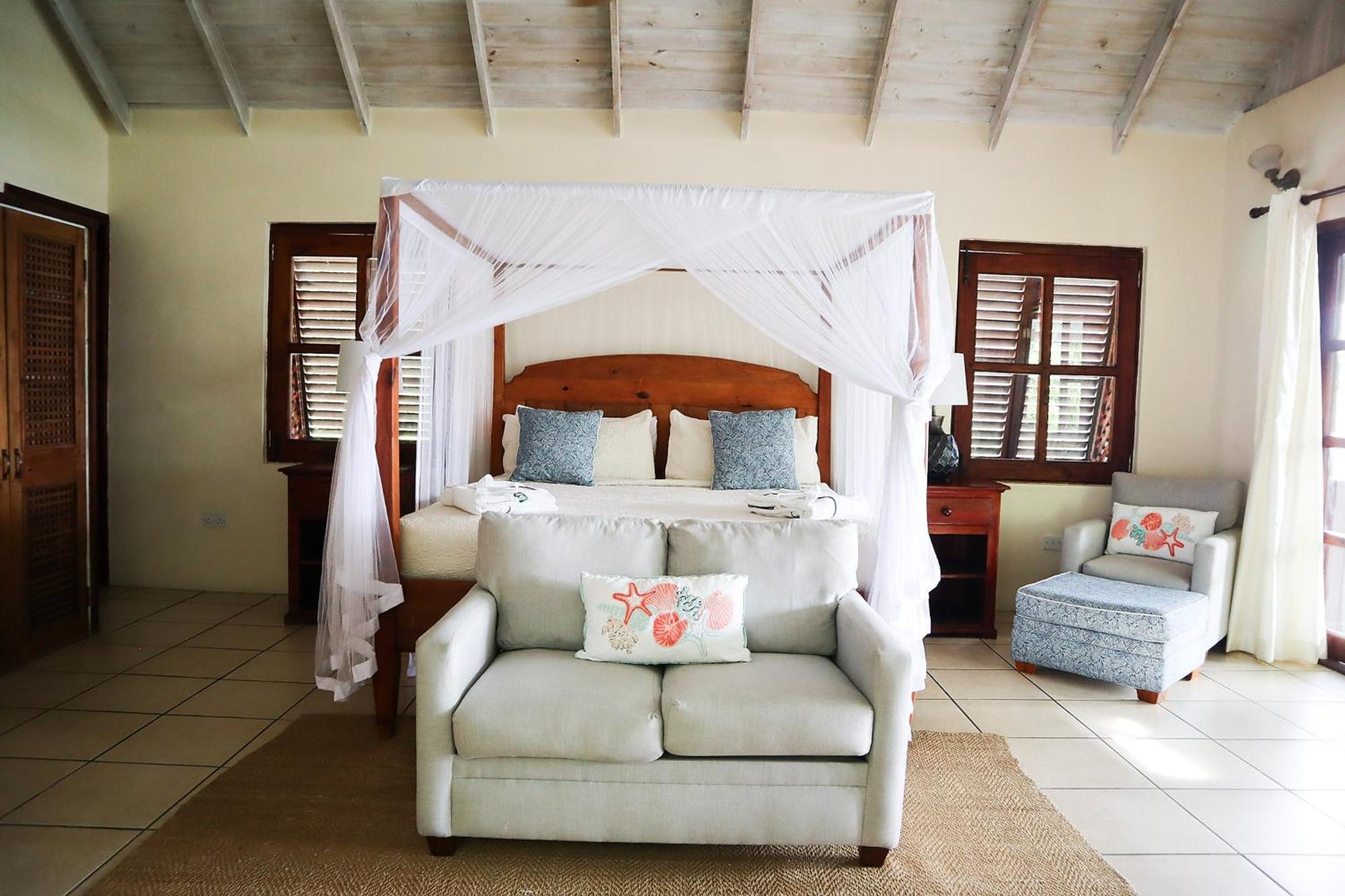 Five-Bedroom Villa Sea View