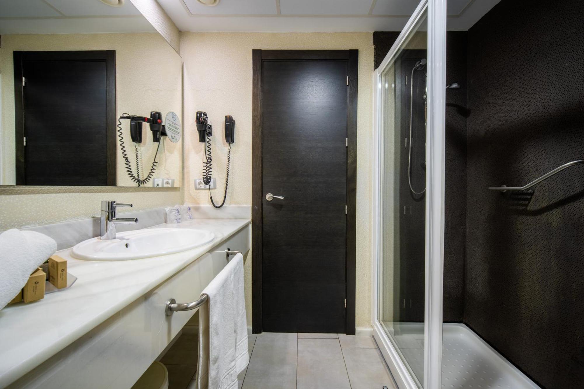 Superior Twin Room Sea View