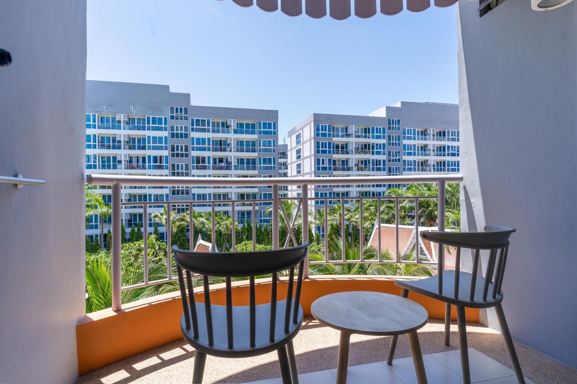 Superior Double Room with Balcony