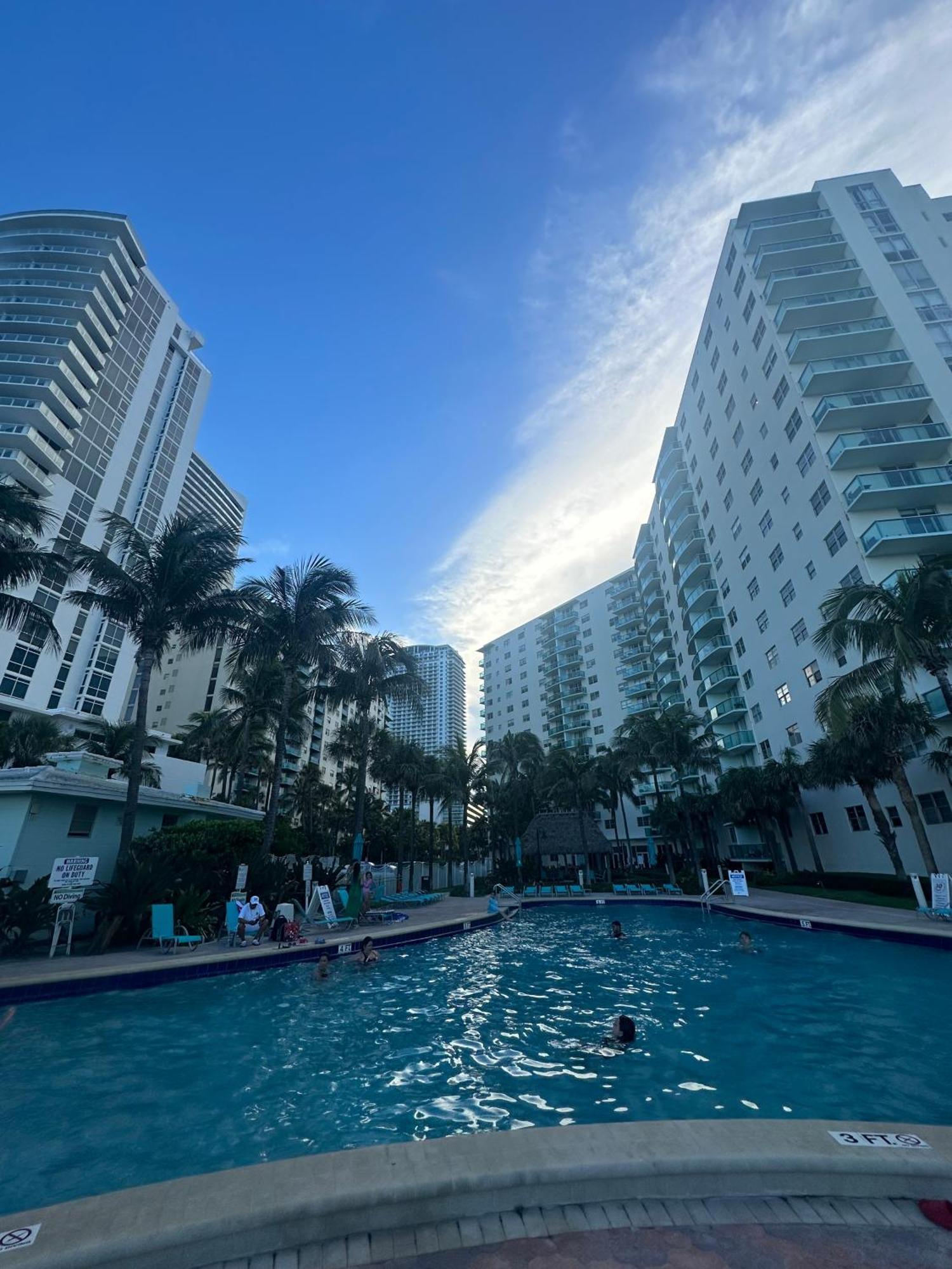 One-Bedroom Apartment - Oceanfront