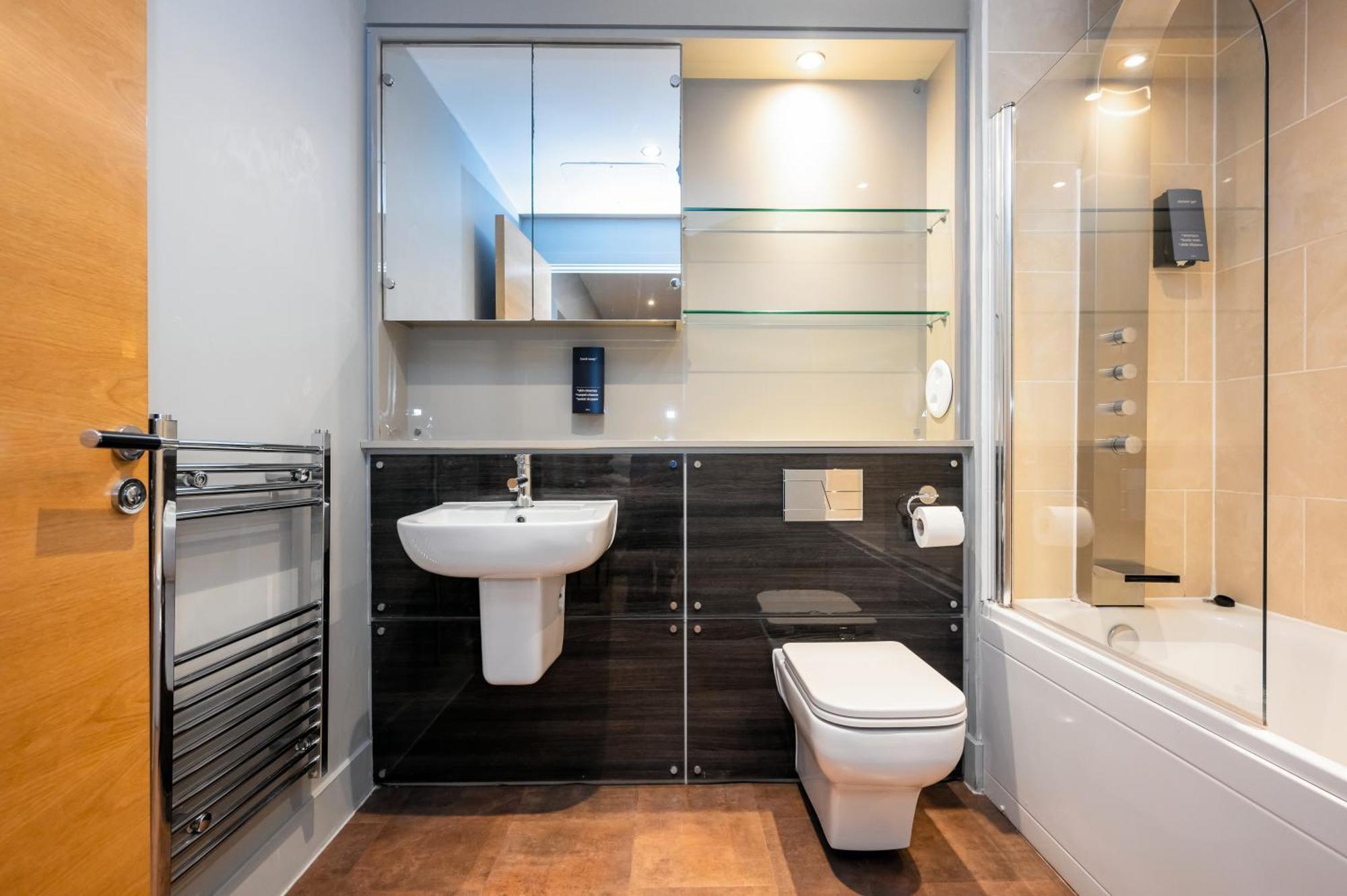 One-Bedroom Apartment,1622872509:JPEG