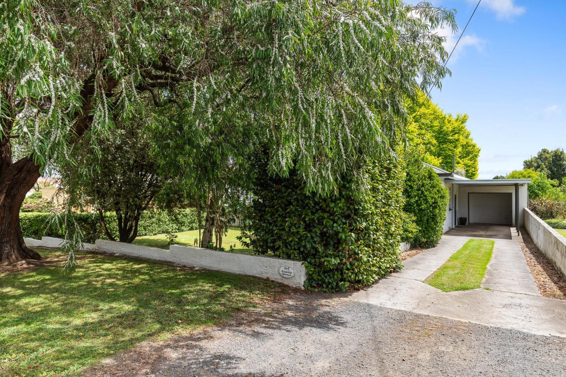 Three-Bedroom House- 5 Fairlie Street