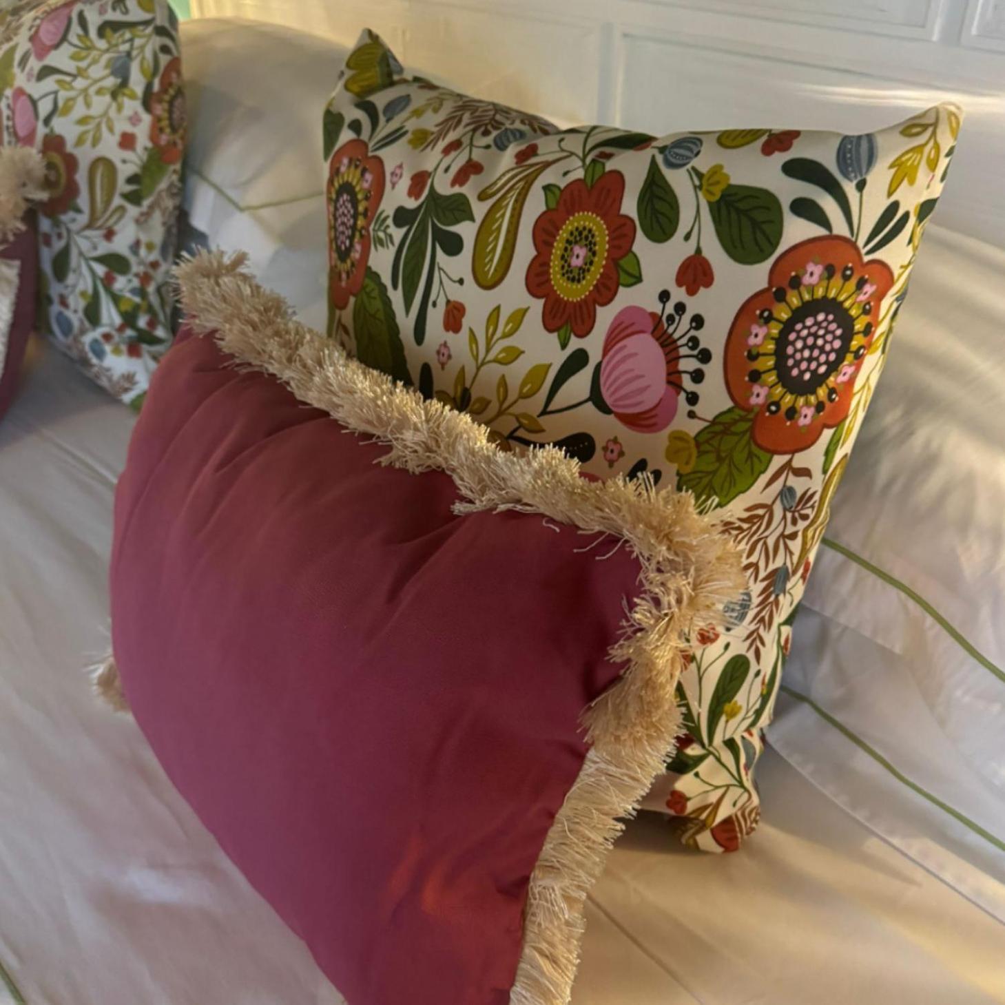 Deluxe Two-Bedroom Cottage Garden View