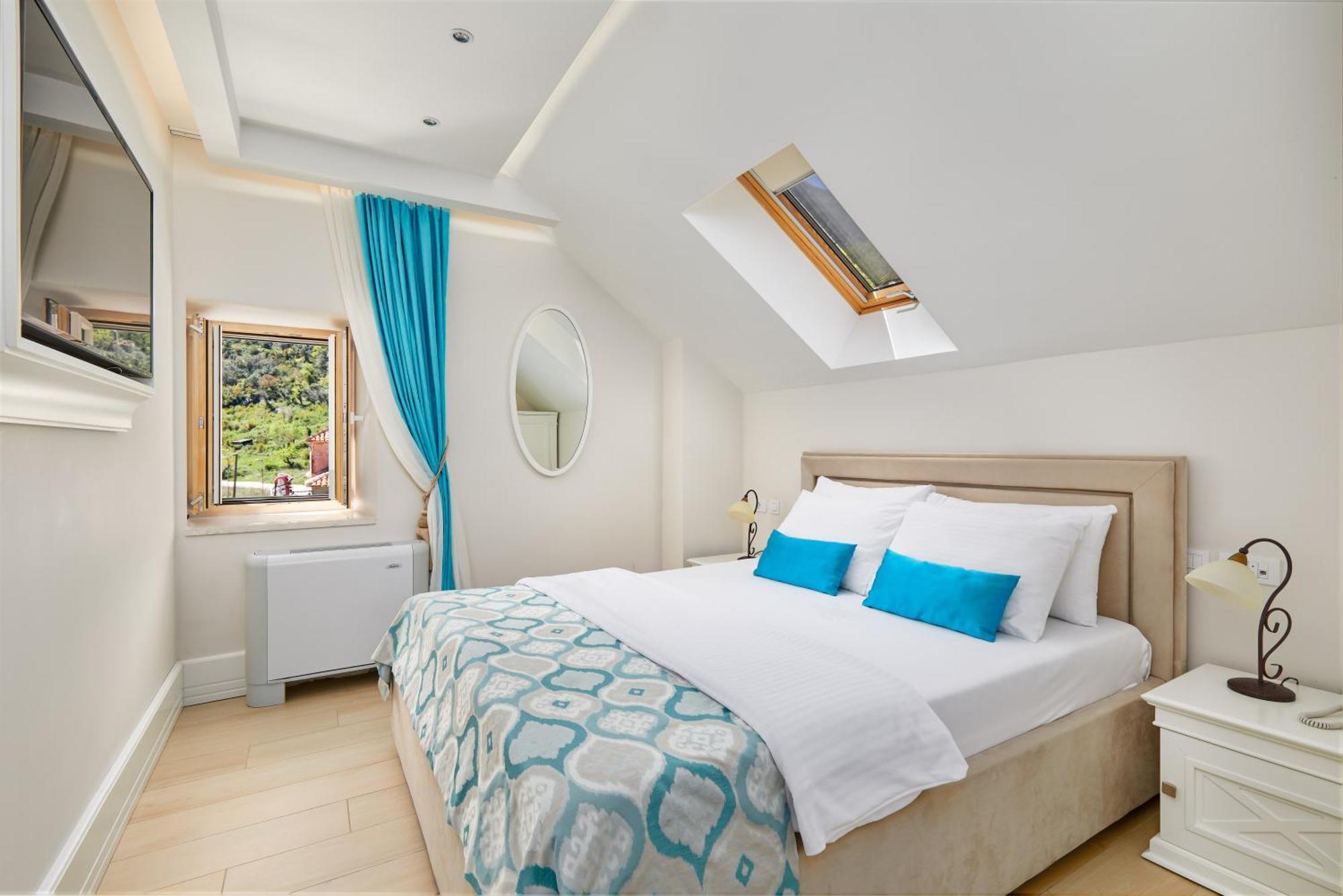 Deluxe Suite Sea View