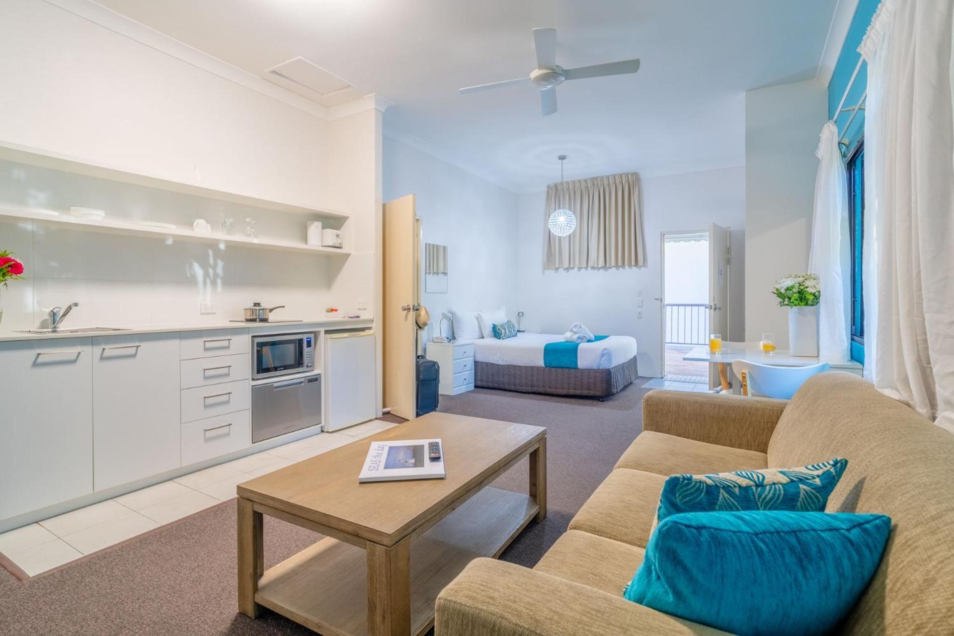 Standard Queen Room