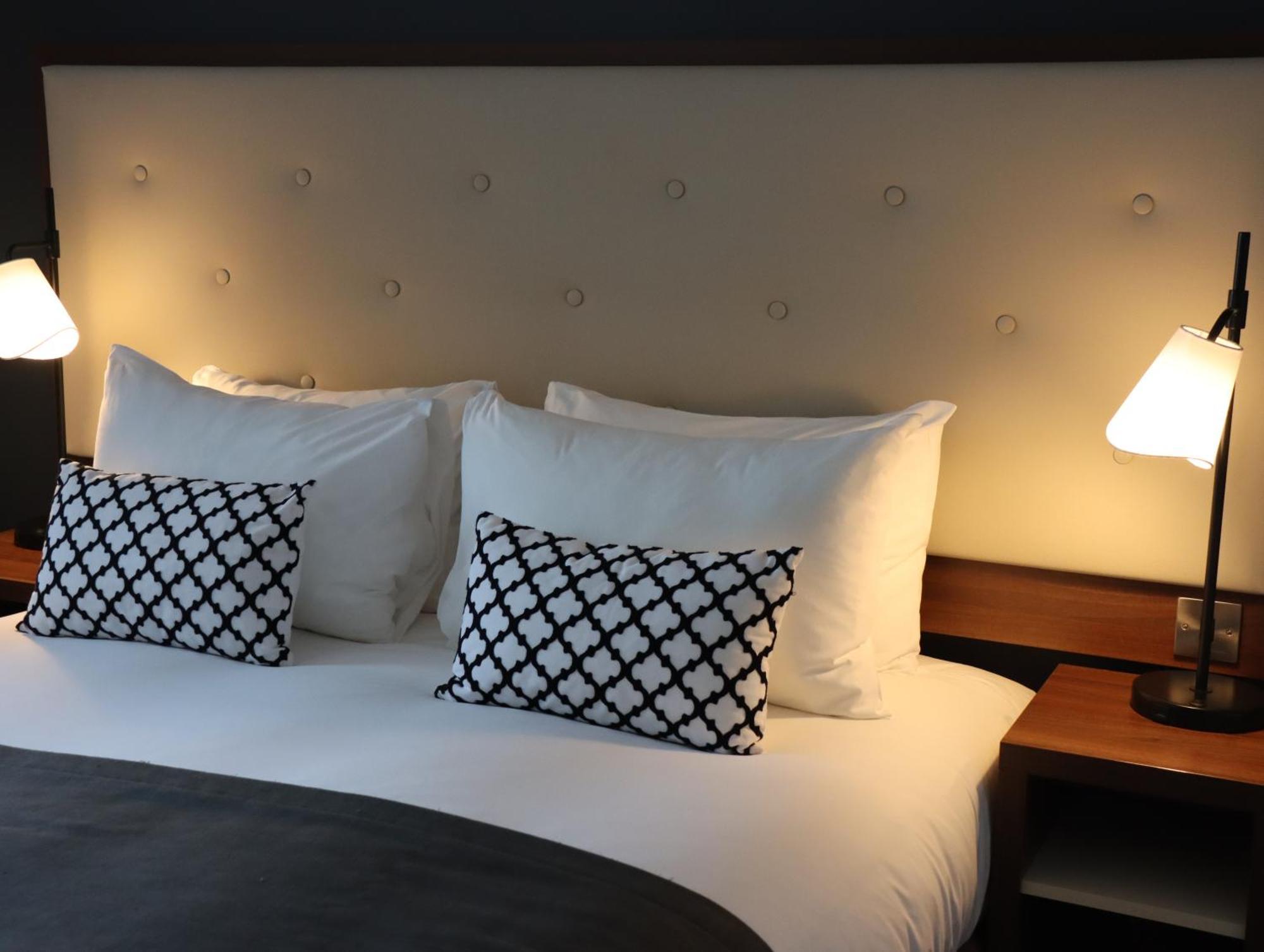 Premium King Room