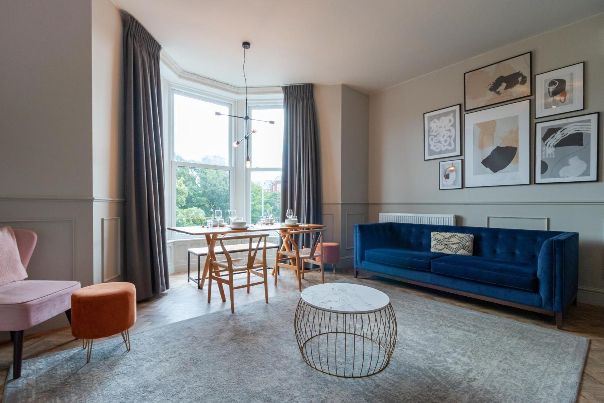 Two-Bedroom Apartment Two Double Beds