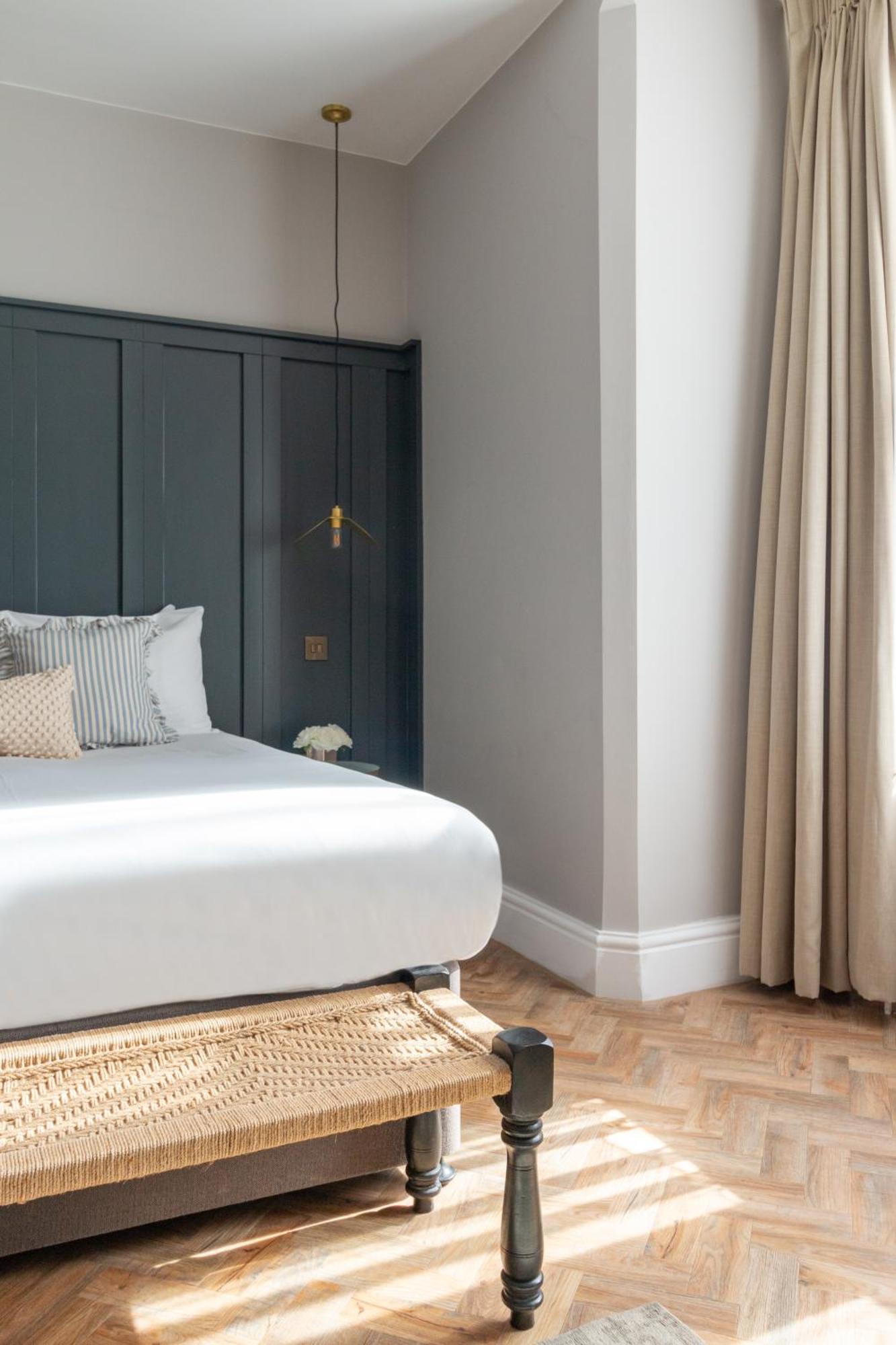 Two-Bedroom Apartment Two Double Beds