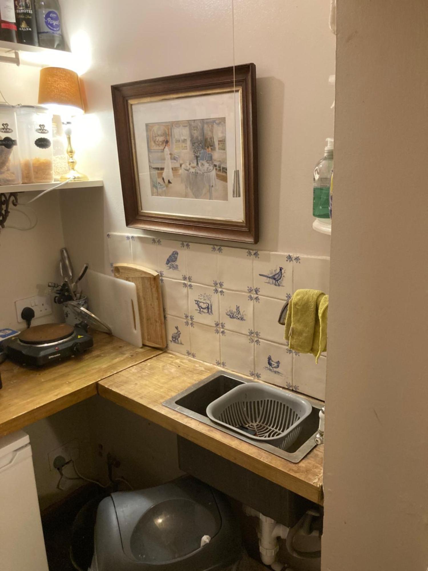 Double or Twin Room with Private Bathroom