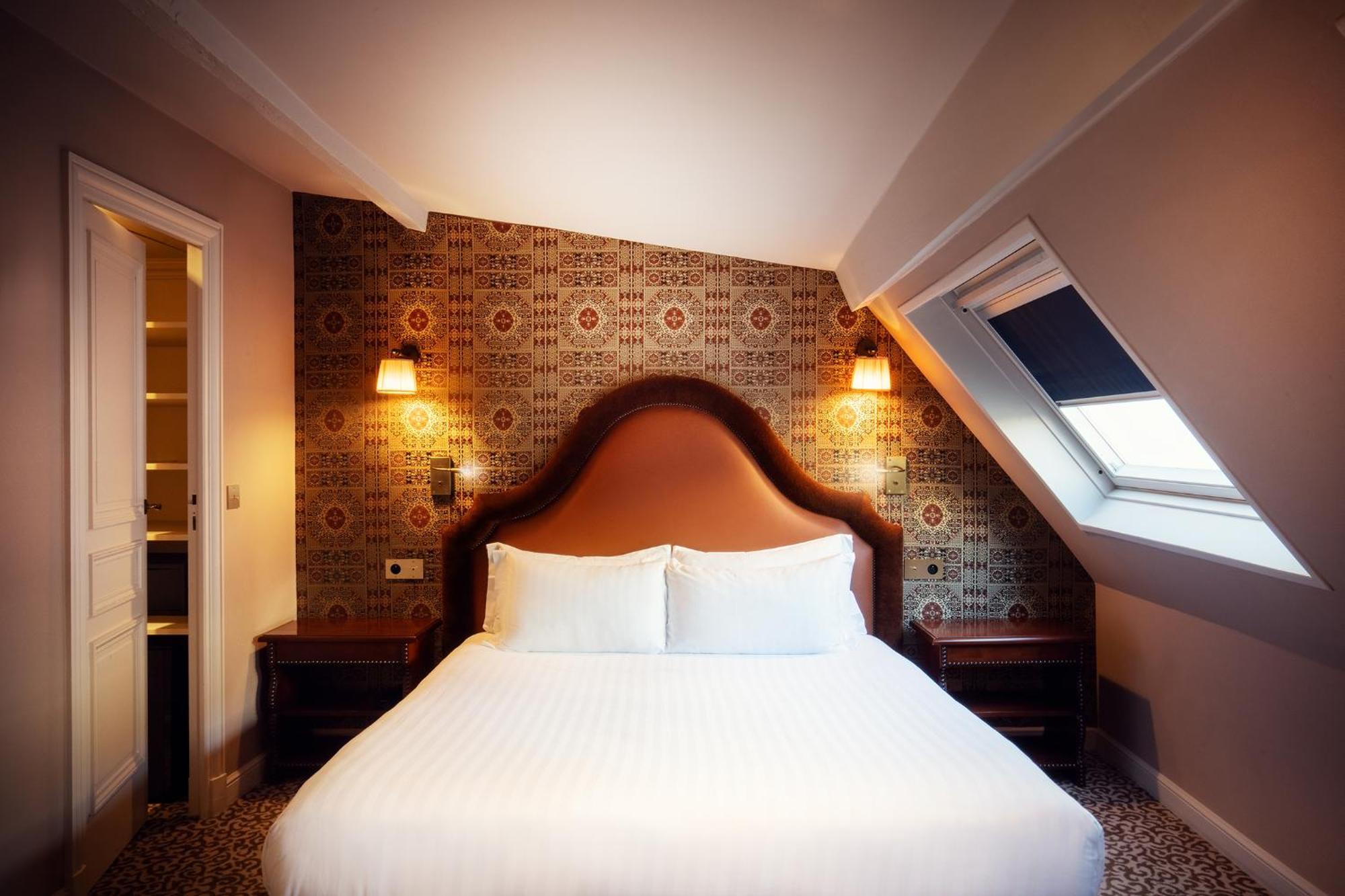 Signature Double Room by "Jacques Garcia"