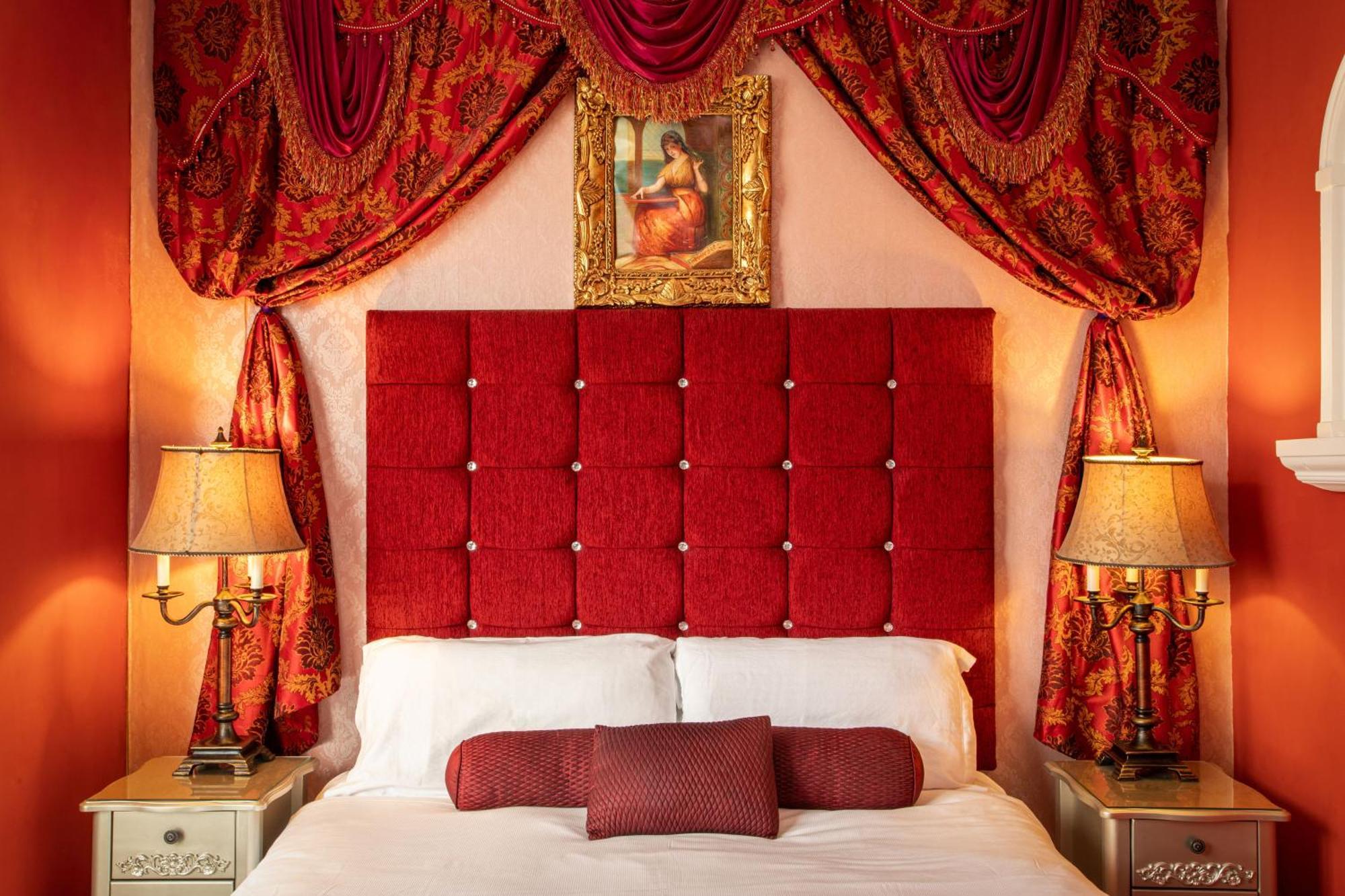 Signature Double Room,1628832087:JPEG