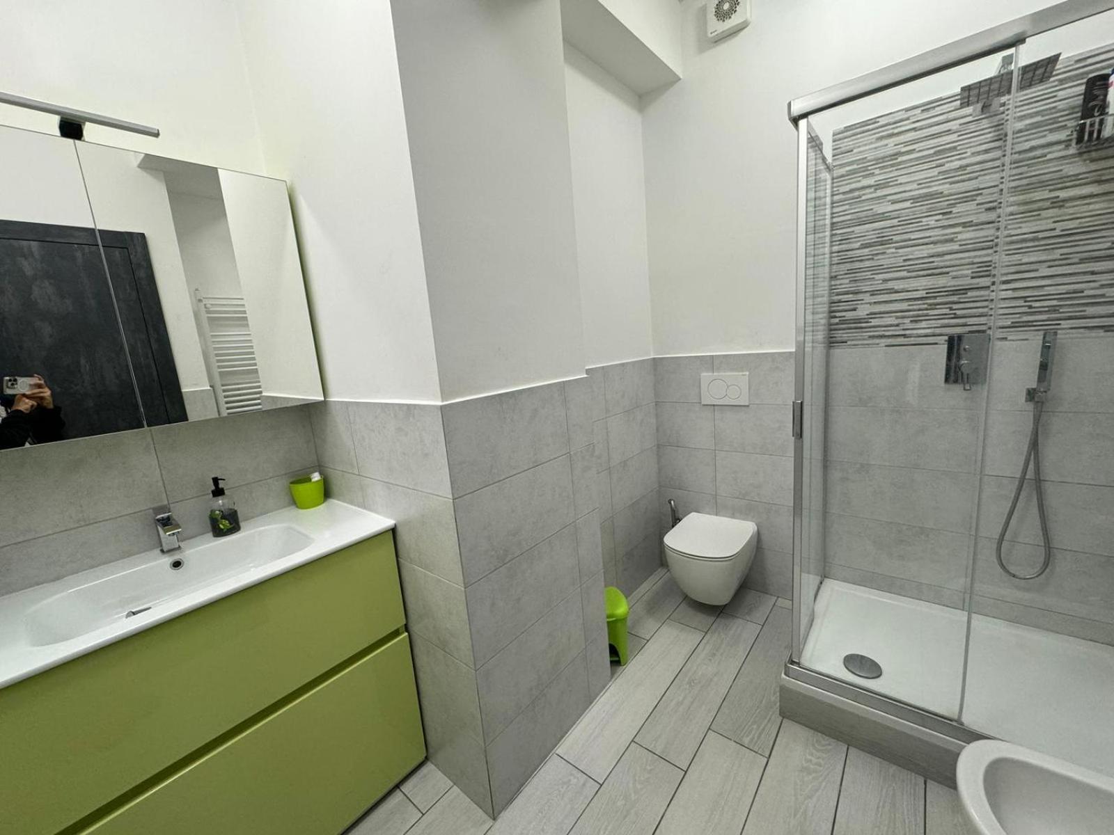 Quadruple Room Private Bathroom