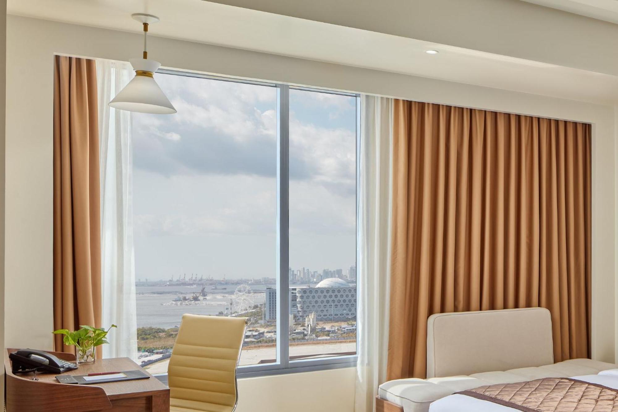 Premier Room Twin with Free Scheduled Airport Shuttle Service