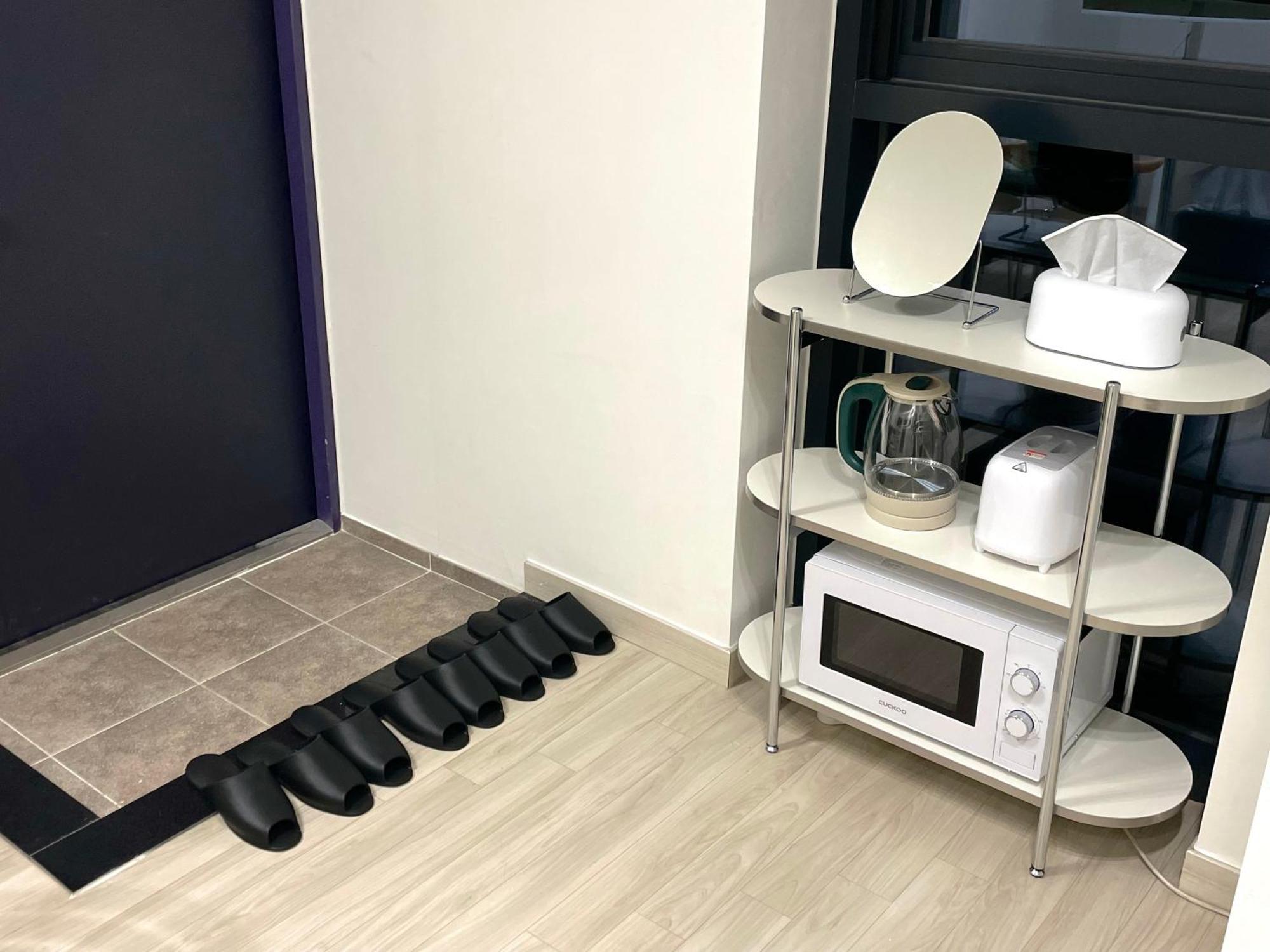 Deluxe Studio