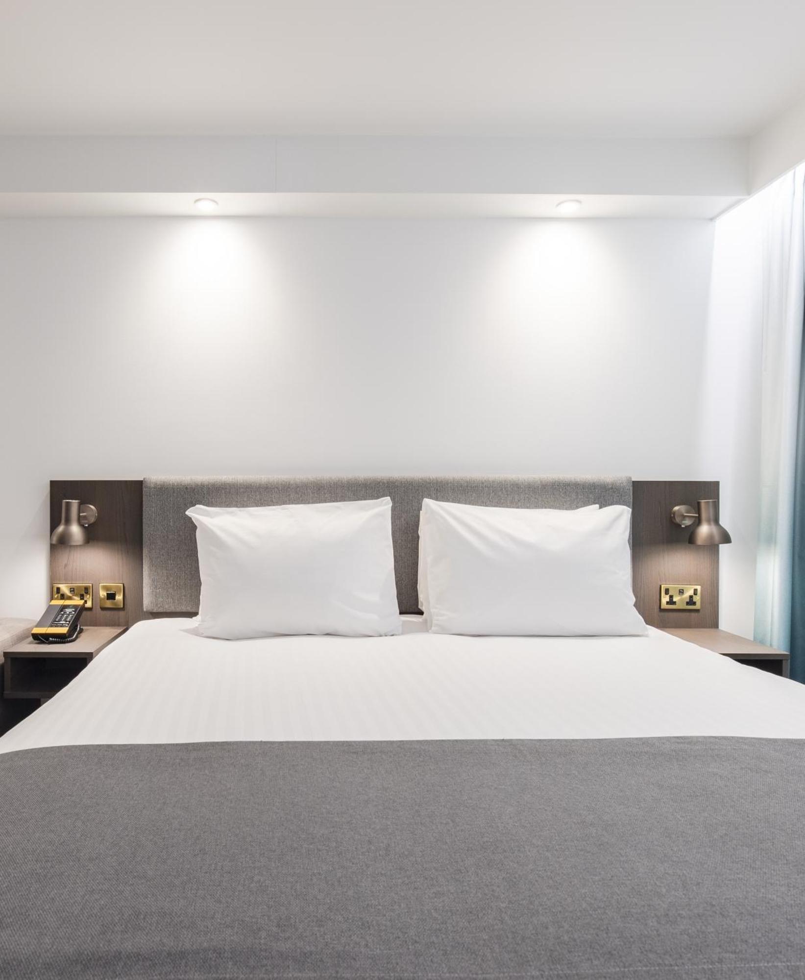 Habitación Estándar con cama extragrande - Adaptada para personas de movilidad reducida
