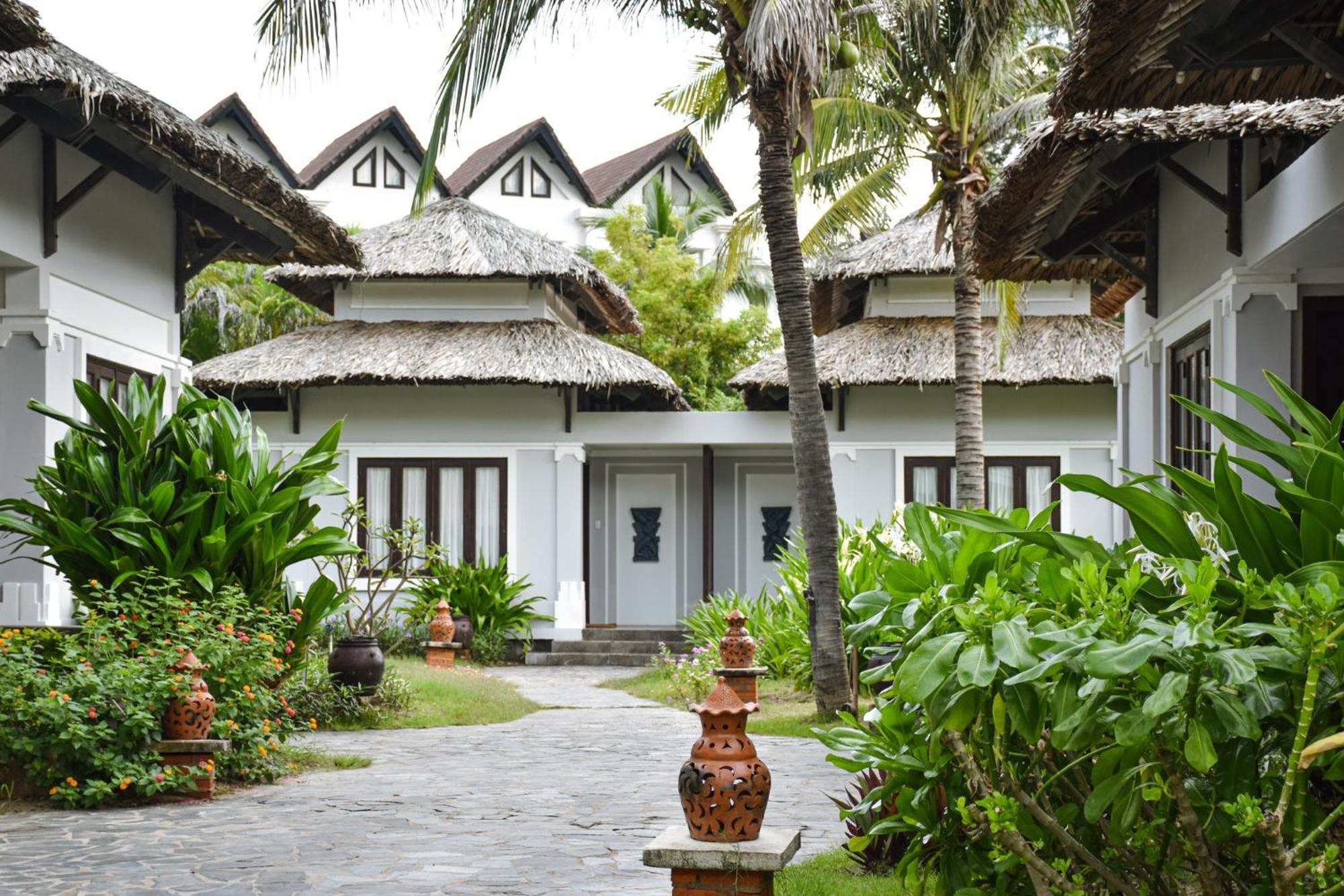 Bungalow Terrace Garden View