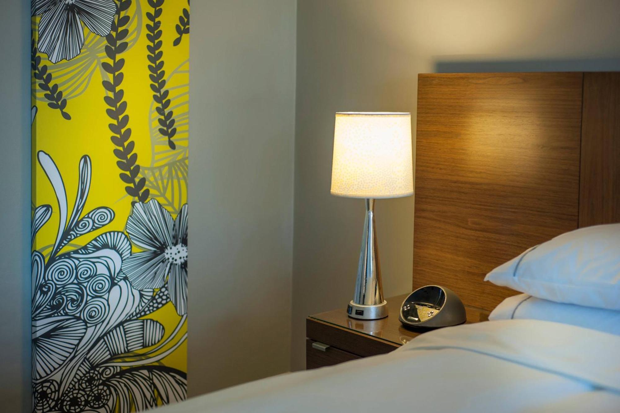 Habitación con cama extragrande - Edificio Jardín