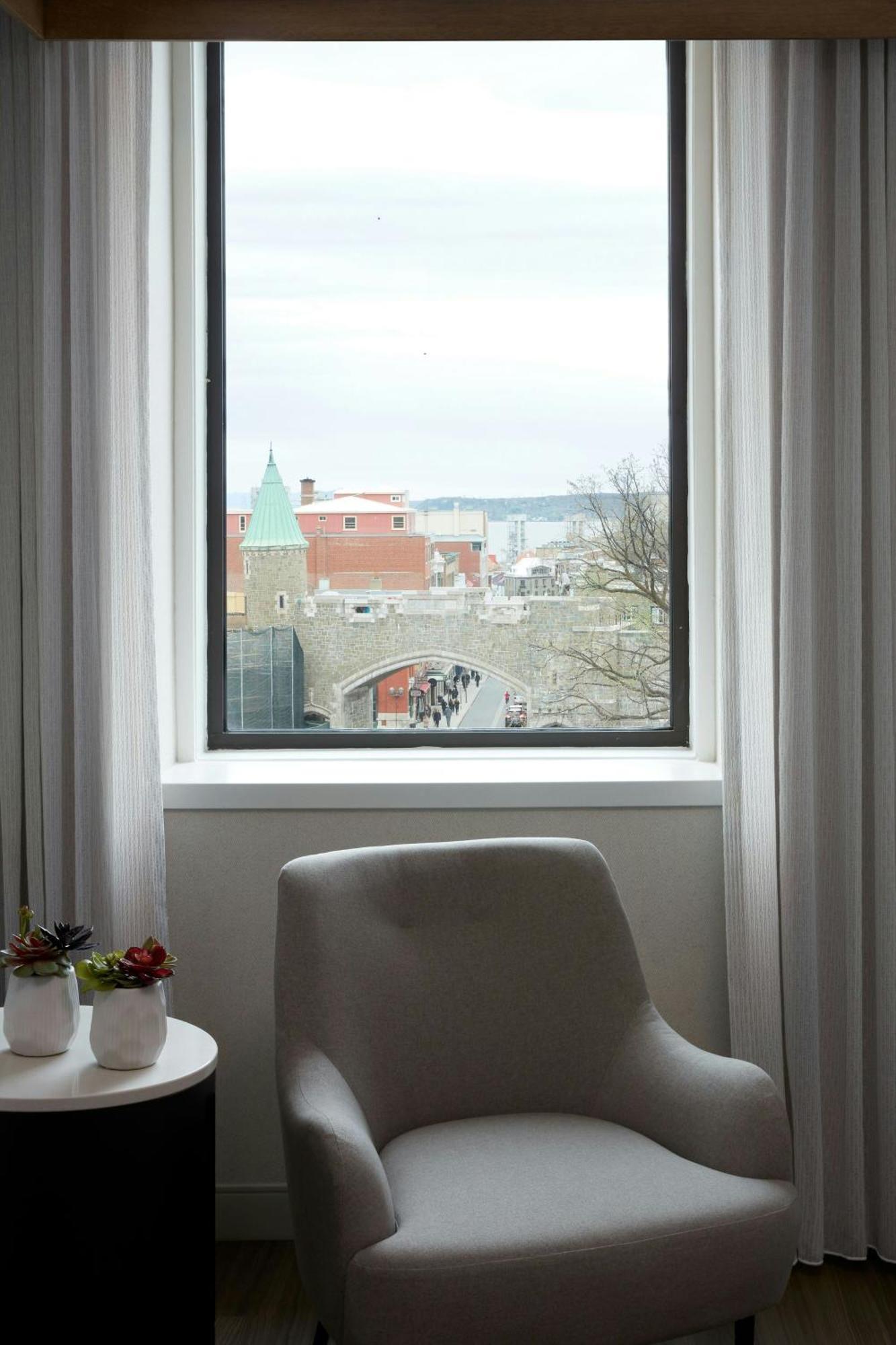 Guest King Room City View
