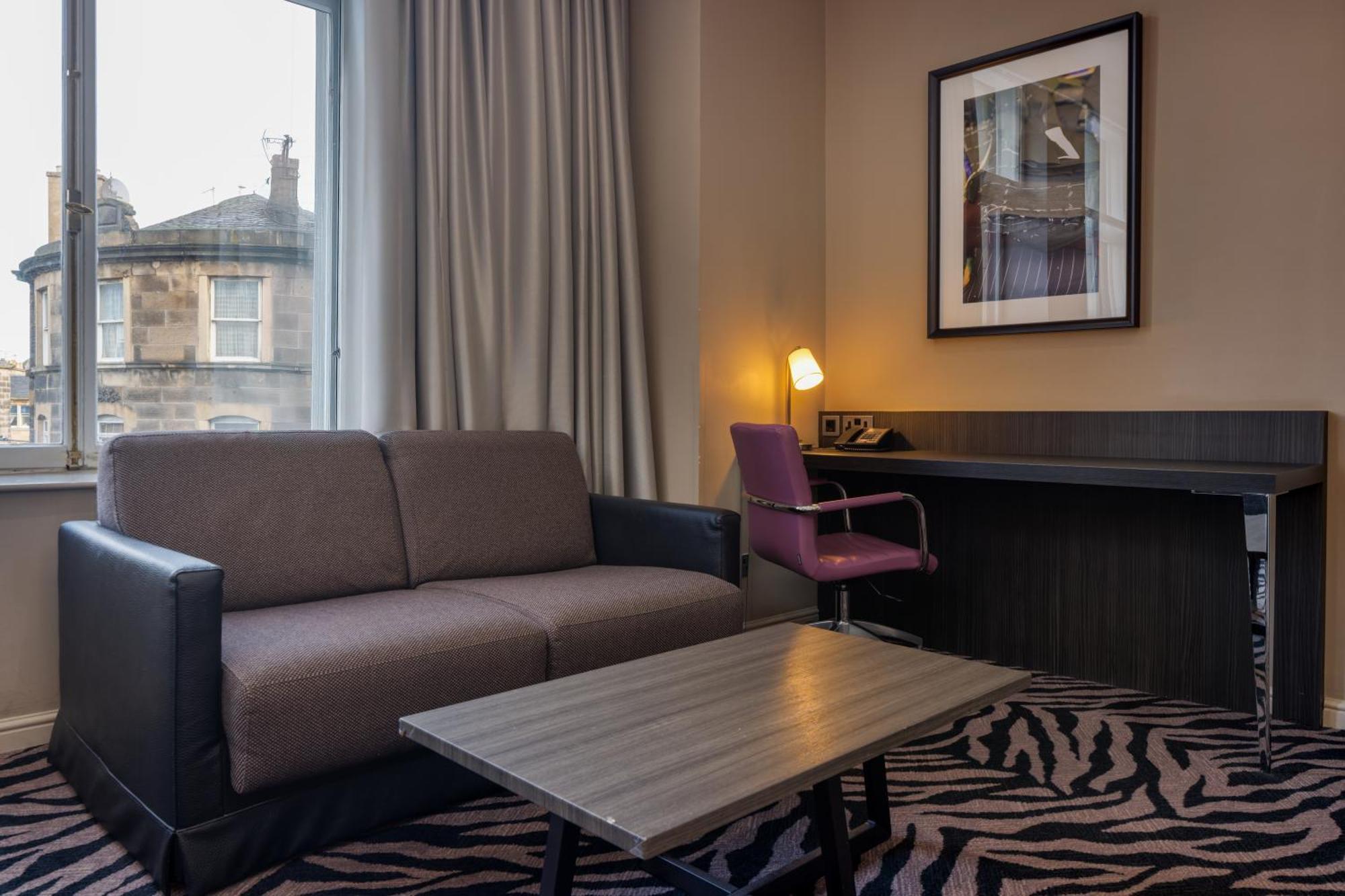 King Room Mobility Access