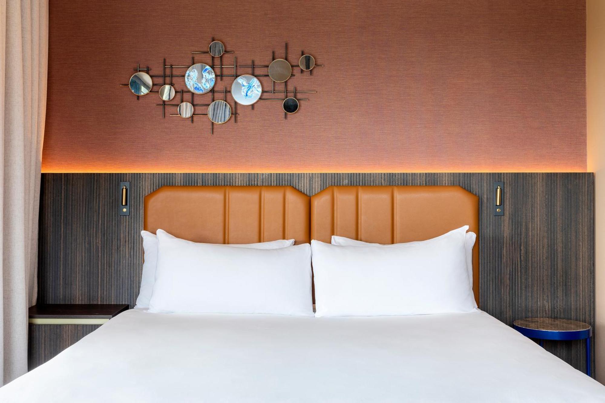 Chambre Triple avec 1 Lit King-Size et 1 Lit Simple